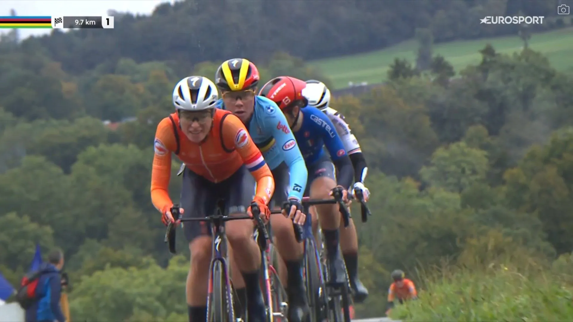 Did Demi Vollering make tactical mistake at the World Championships? "It's always easy to say that afterwards"