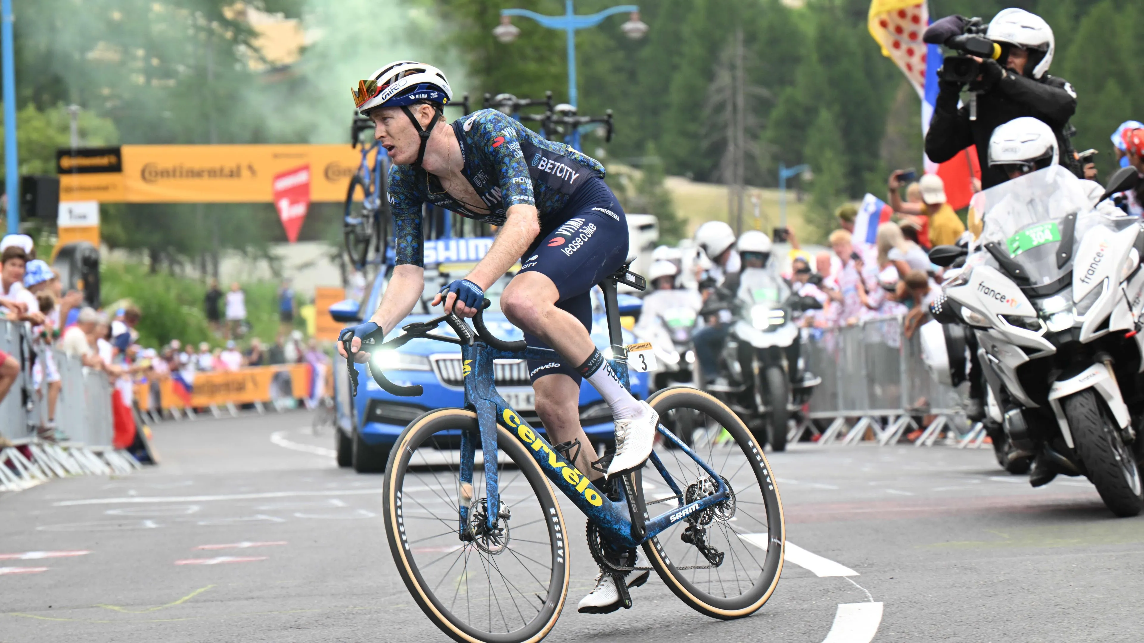 Jorgenson will continue to be Vingegaard's super-domestique as long as the "supermen" are at the start: "not interested in leadership role"