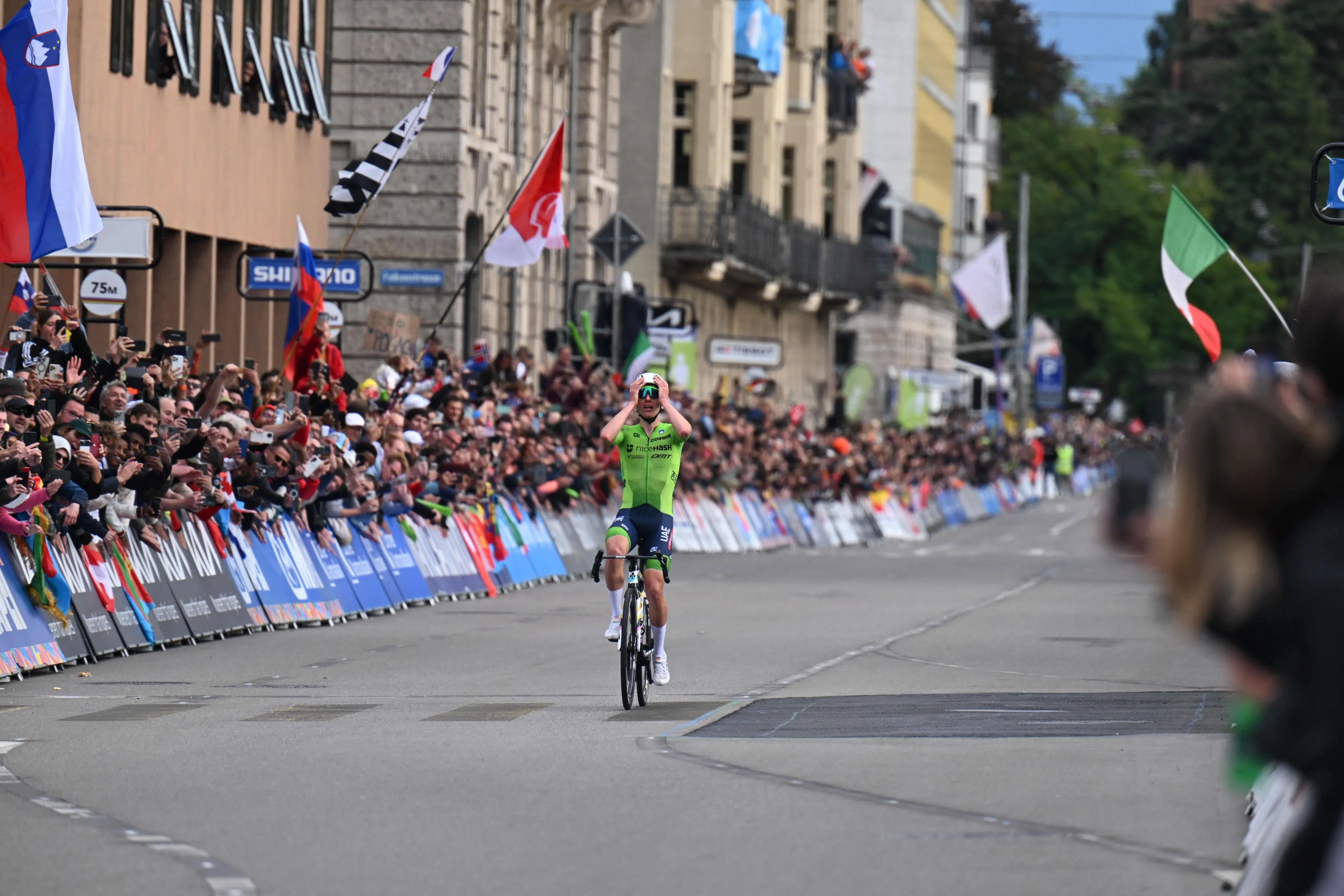 Pogacar wants to go to Vuelta, but also to World Championships in Rwanda: "Will be toughest race to defend"