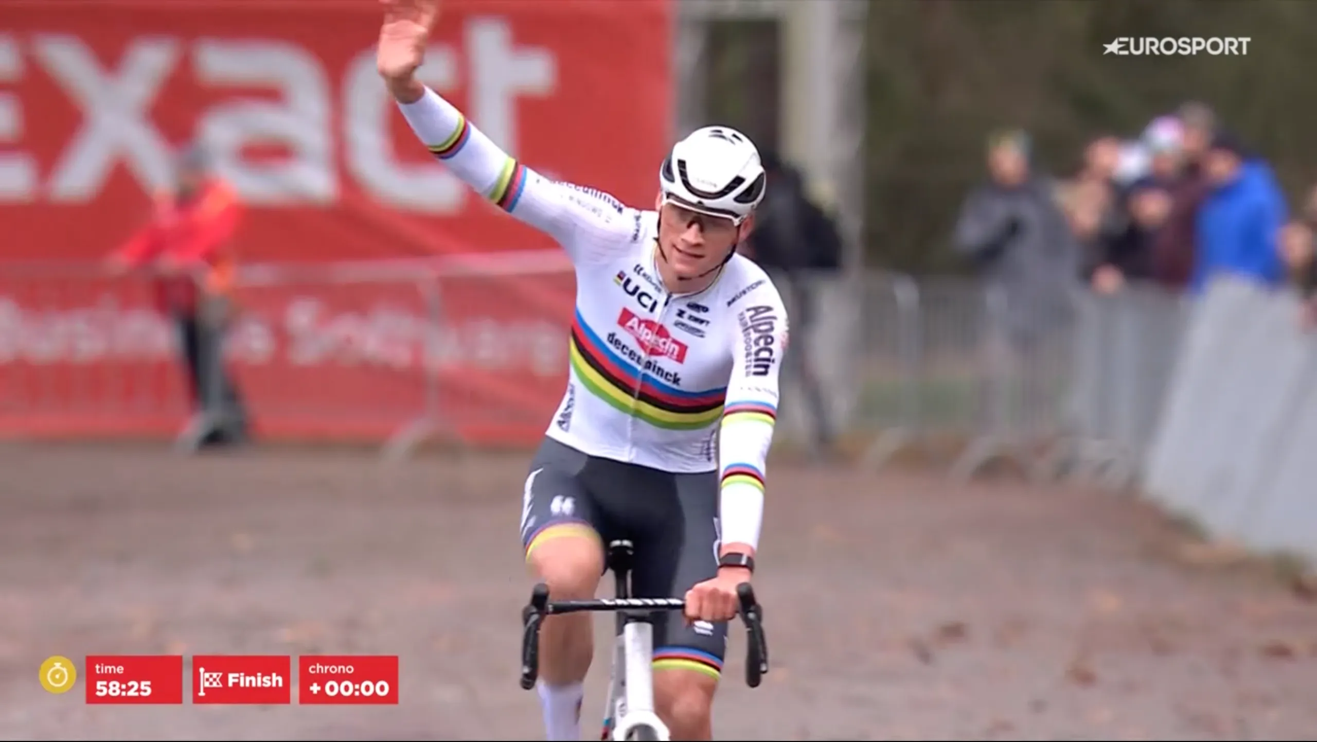 Eleven out of eleven for Van der Poel? Wouldn't surprise Van Gucht and Herygers at all: "A master at work"
