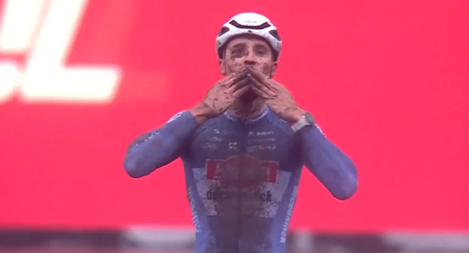 Klassementen veldrijden 2024/2025 | Vandeputte doet gouden zaak in Superprestige, spannend bij de dames