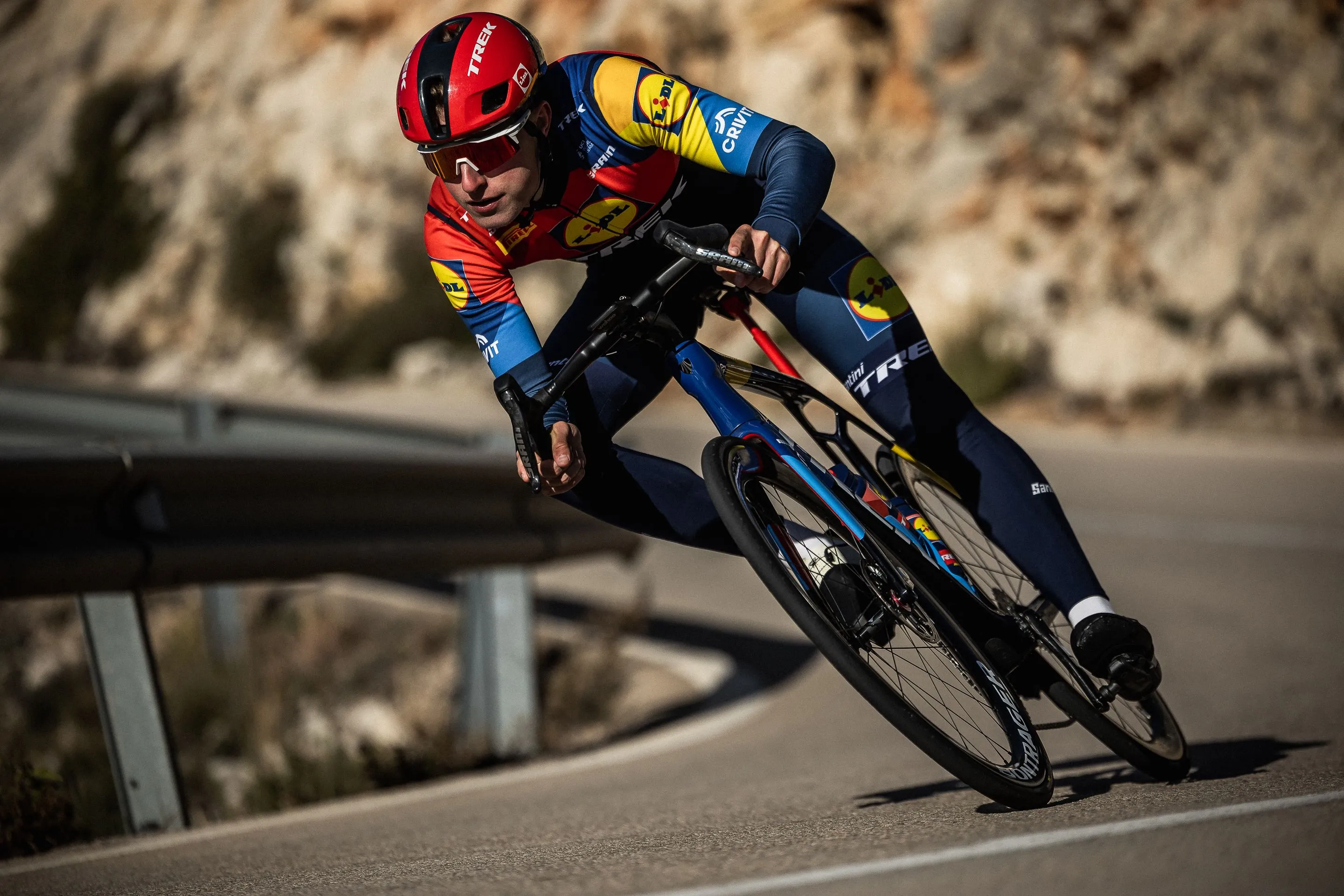 Pas 18 jaar, maar met megatalent Albert Philipsen (die dinsdag al zijn WorldTour-debuut maakt) heeft Lidl-Trek goud in handen