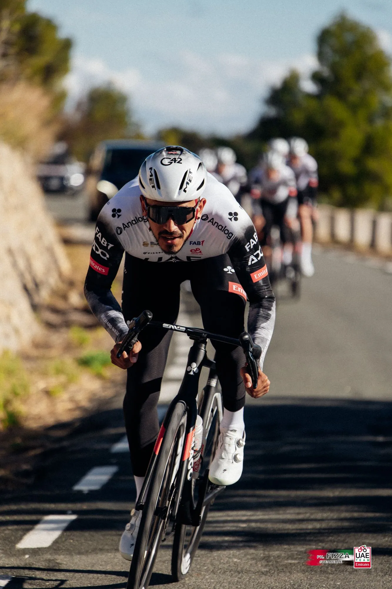 Deelnemers UAE Tour 2025 | Sean Quinn (EF Education - EasyPost) stapt niet meer op, Kooij gister afgestapt