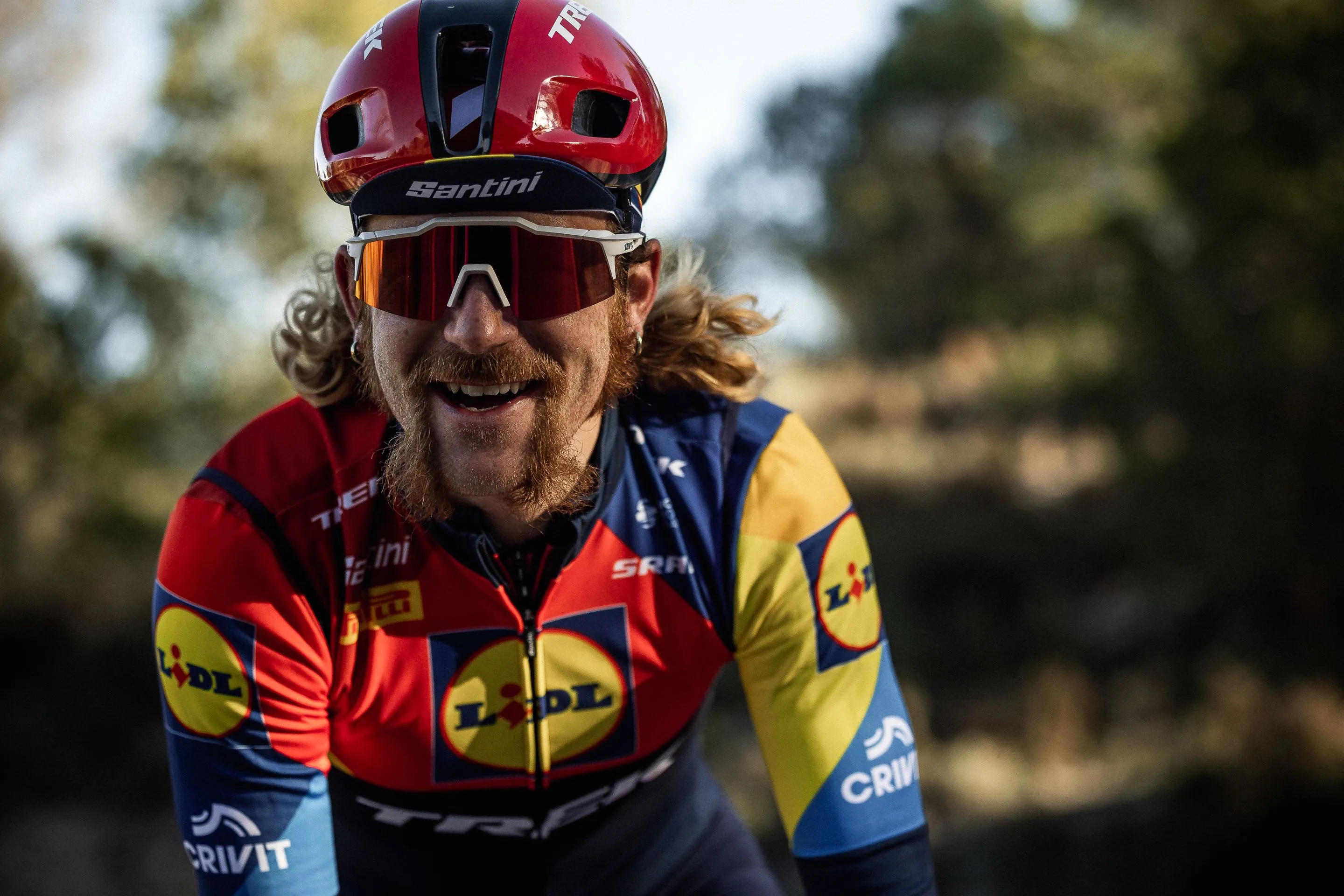 25 kilometer koersen, het had voor winnaar Simmons niet gehoeven: 'Ik heb gestemd om niet meer te starten'