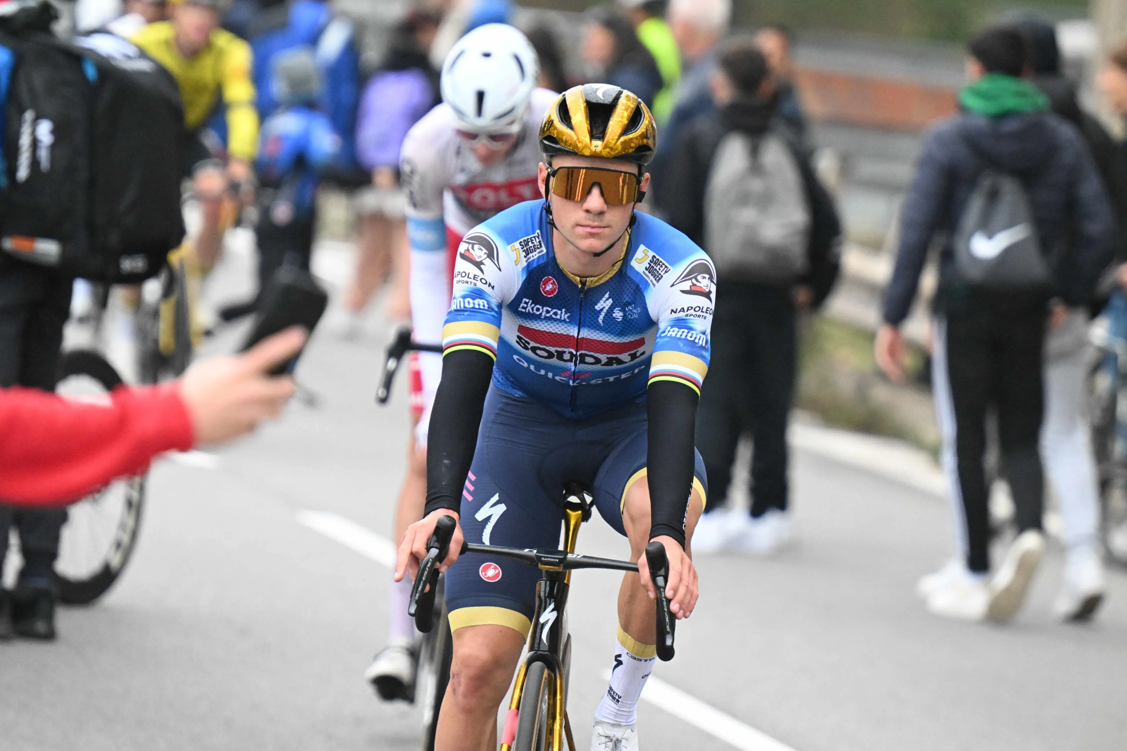 Vanthourenhout worried about mental impact on unlucky Evenepoel and Van Aert: "Is this the breaking point?"