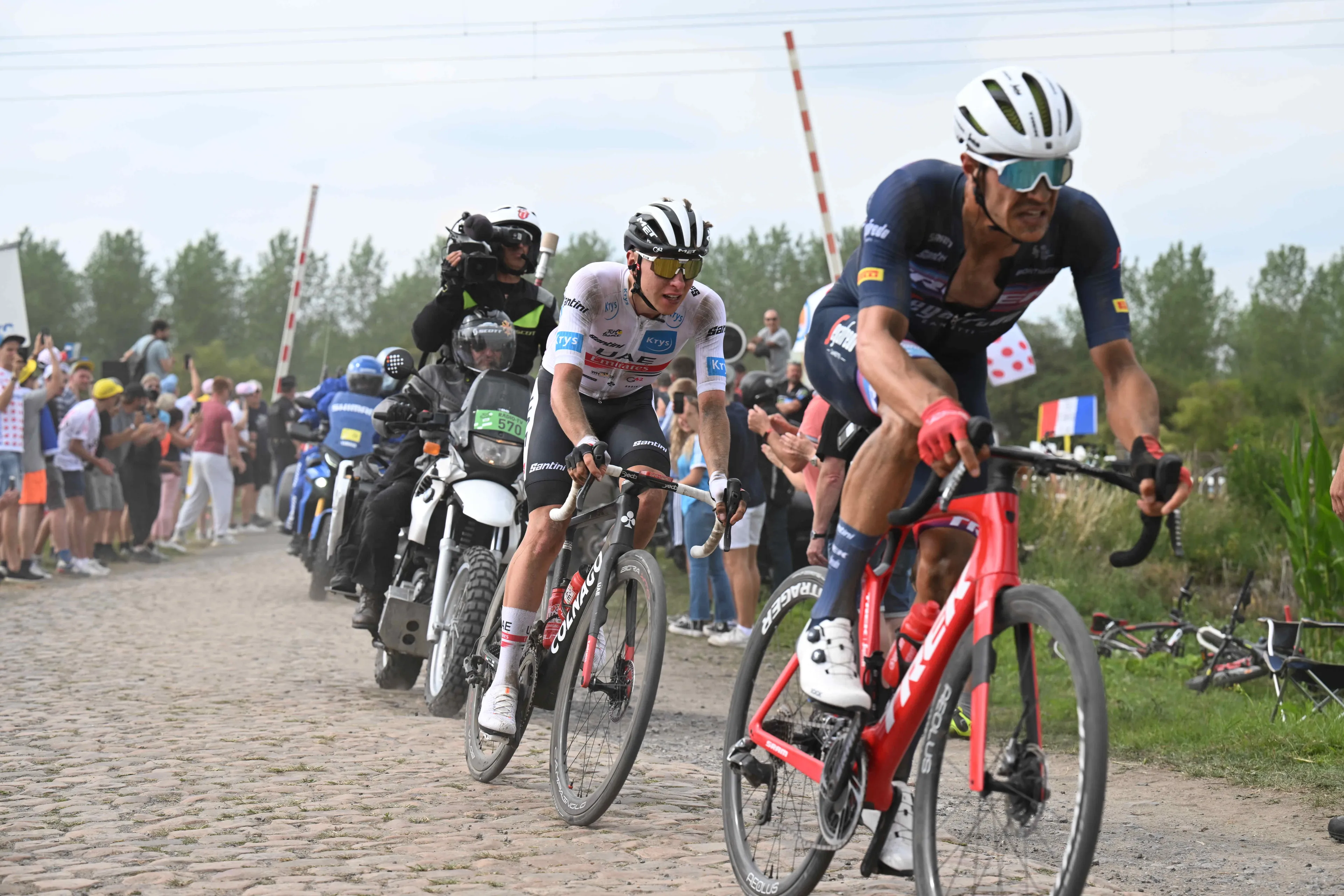 Paris–Roubaix organizers can’t ignore Merckx after Pogacar's participation: "I didn't expect this"