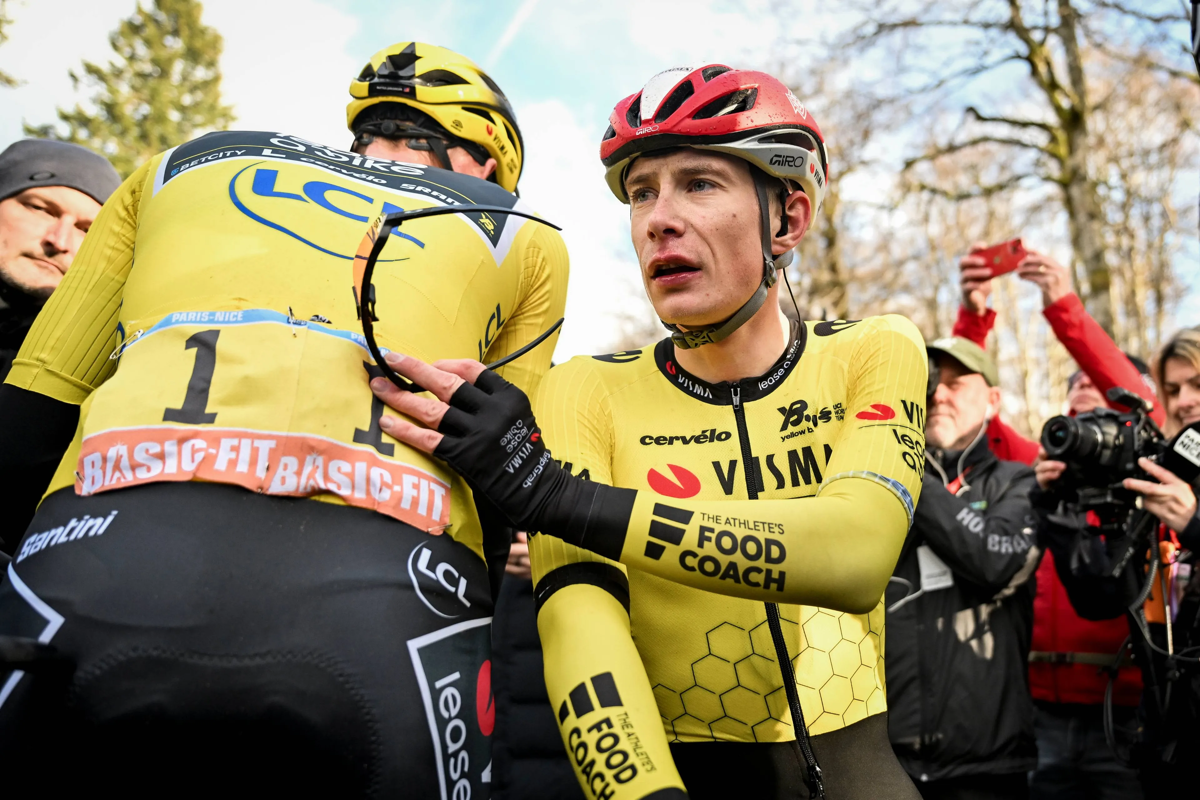 Vingegaard shares injury update, uncertainty at Visma | Lease a Bike: "Skip the Dauphiné? That’s also a possibility"