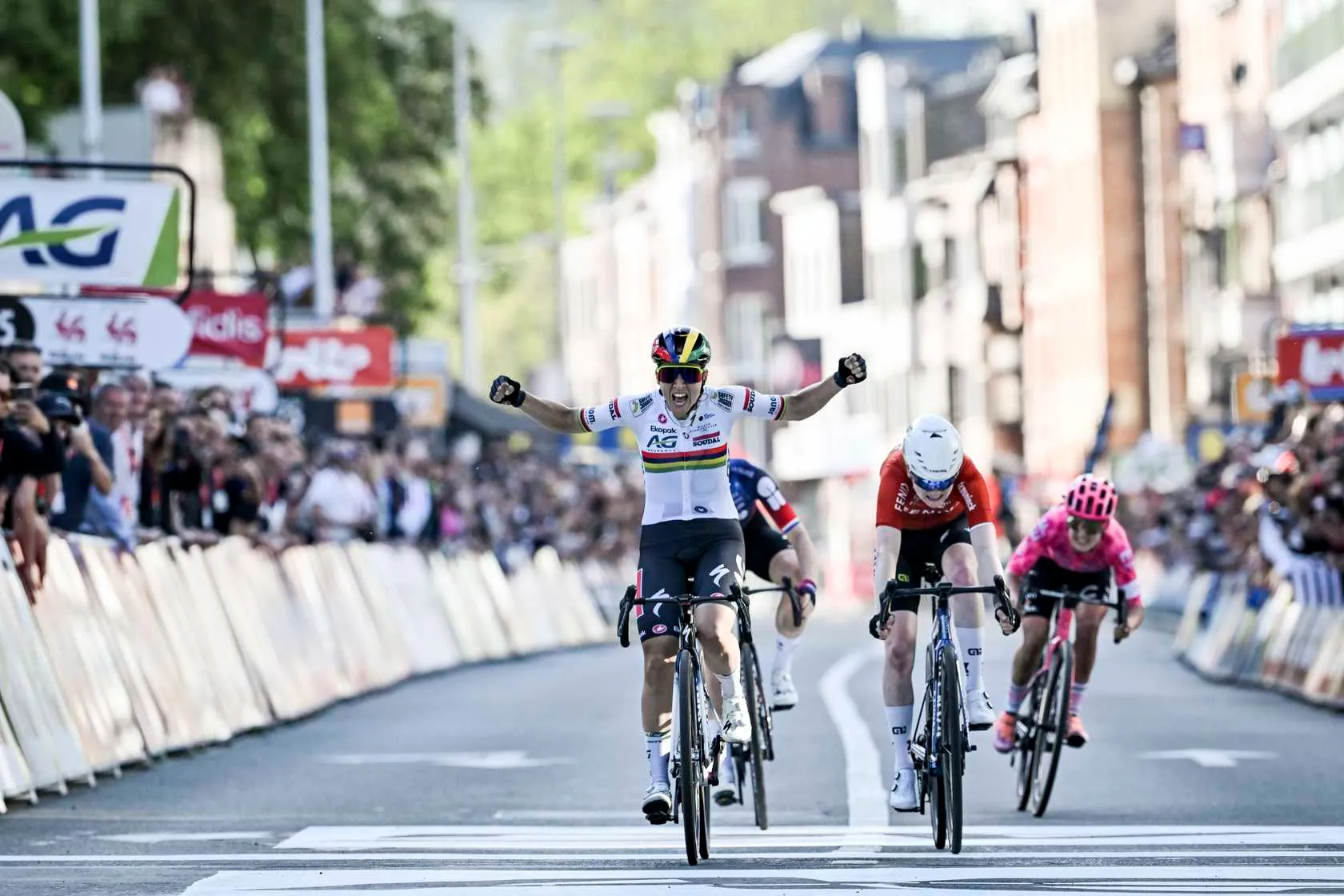 Puck Pieterse sluit voorjaar af met bizar knappe statistiek (en vertelt wanneer en op welke fiets we haar weer in actie zien)