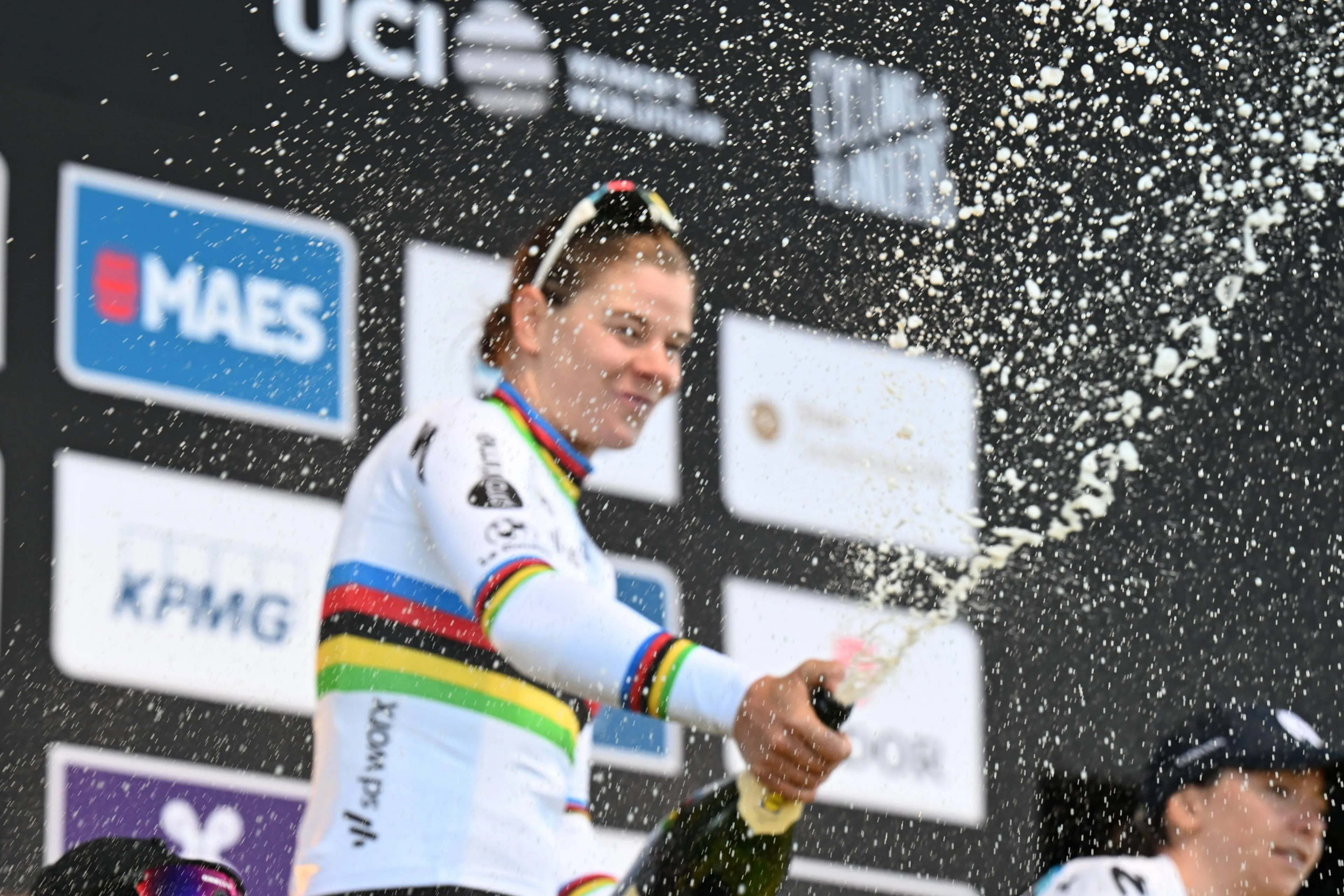 En dat is 7! Kopecky wordt voor zevende jaar op rij Belgisch kampioene tijdrijden na knaltijdrit