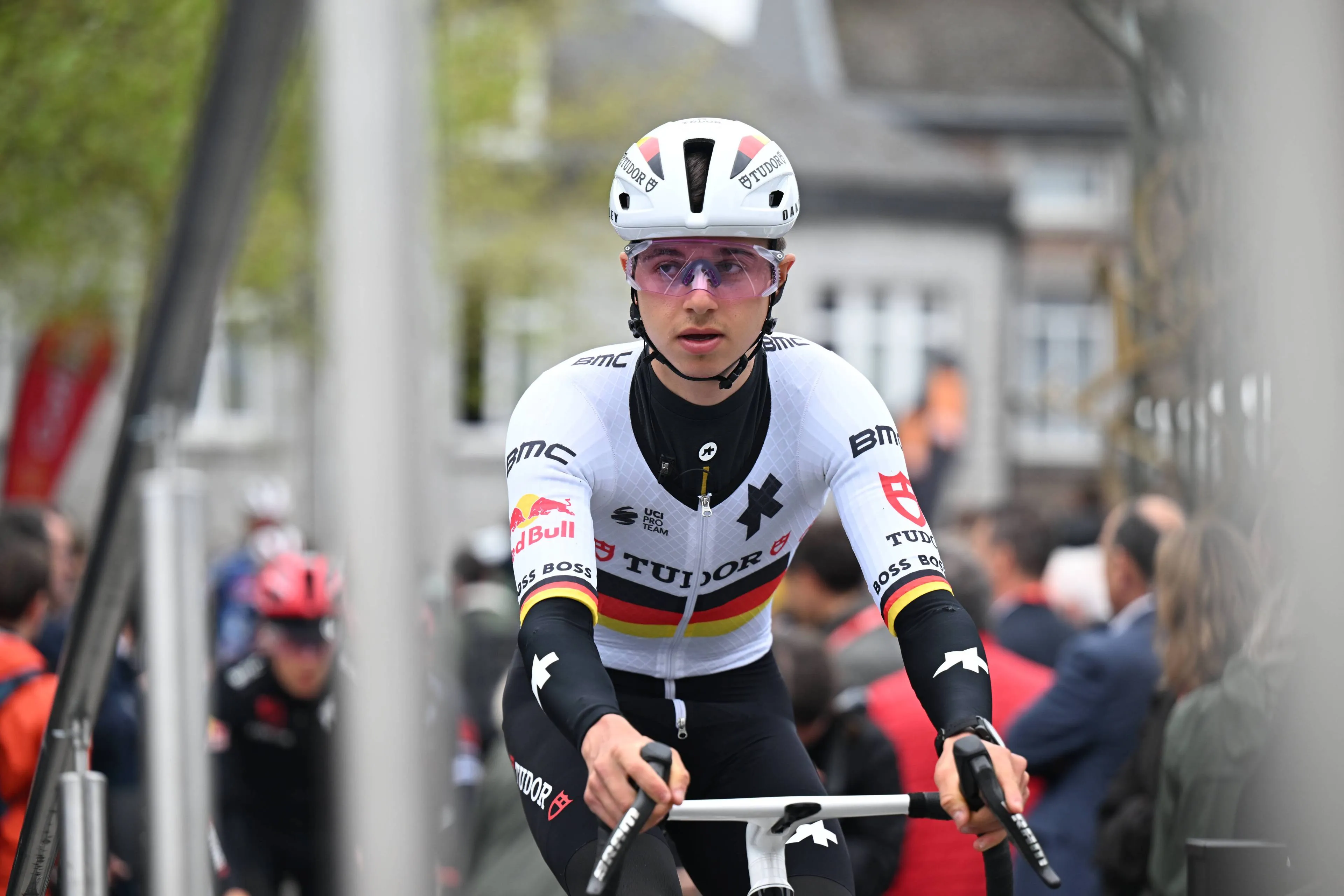 Deelnemers, rugnummers en uitvallers Giro d'Italia 2025 | Eulálio en Brenner gekraakt in loodzware bergrit