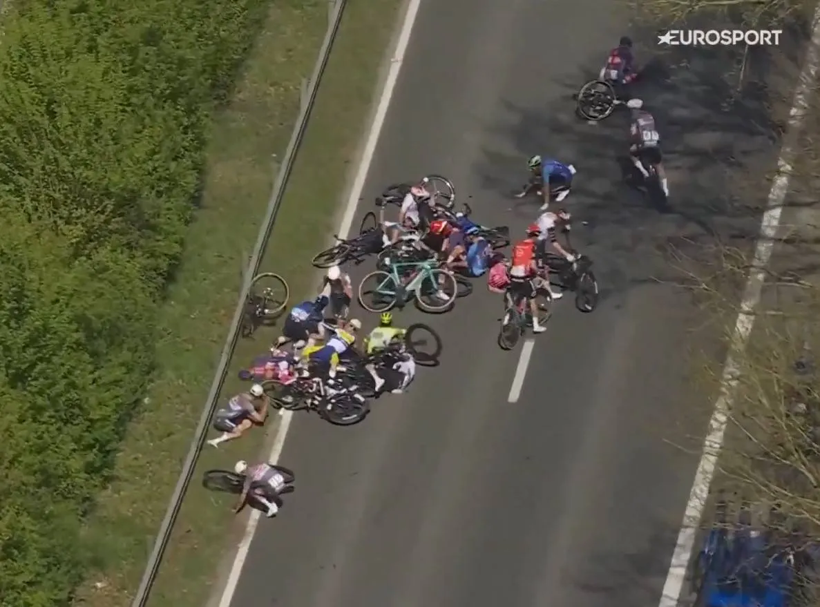 Van der Poel involved in major crash at Tour of Flanders, UAE team severely affected