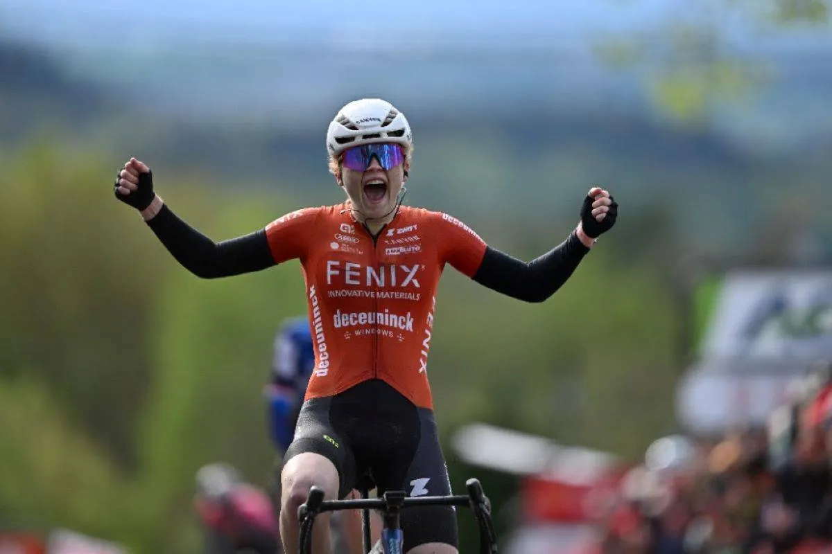 Annemiek van Vleuten’s inspiring message to Puck Pieterse revealed
