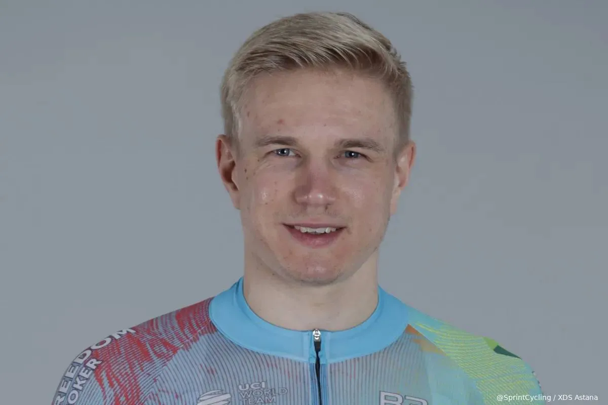 Fines and time penalties Giro d'Italia 2025 | Kanter relegated and Picnic lead-out Welten penalized after Giro 2025 sprint stage
