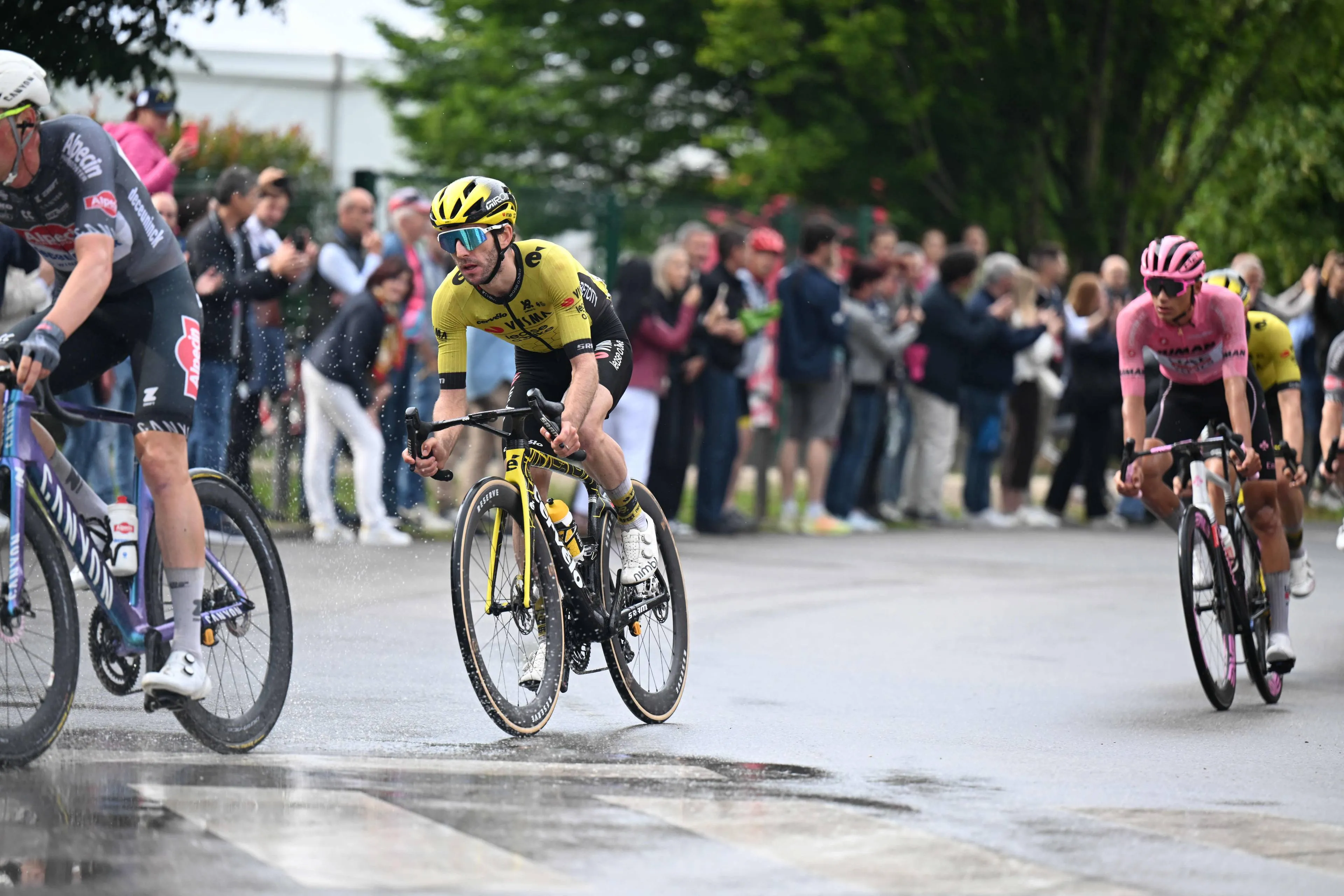 Favorieten etappe 16 Giro d'Italia 2025 | En nu begrijp je waarom de renners op maandag een rustdag nodig hebben