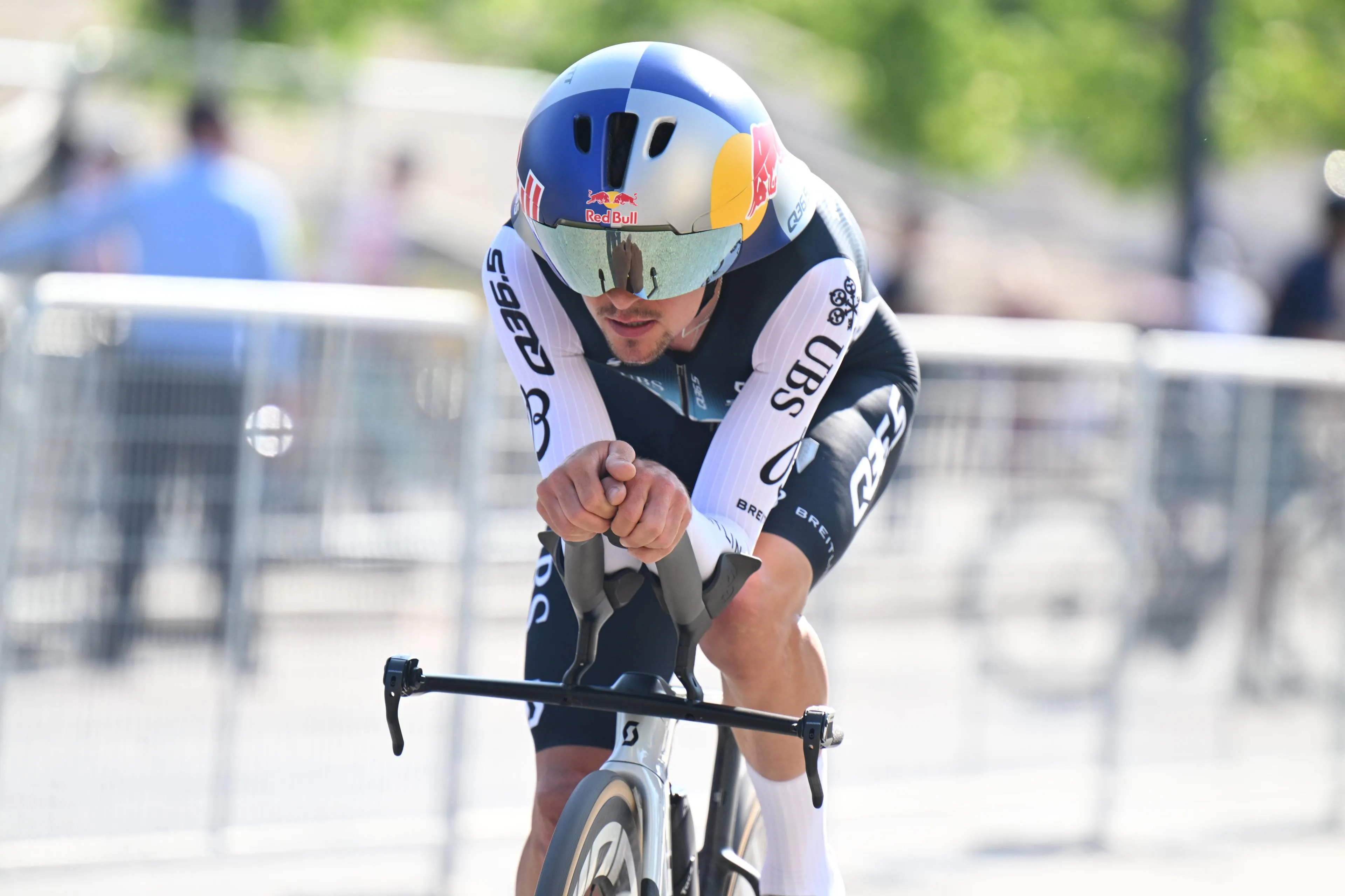 Van Carapaz en Pidcock tot Poole en zelfs Gee: Giro-leiders opvallend gretig en blij na eerste tik van Roglic