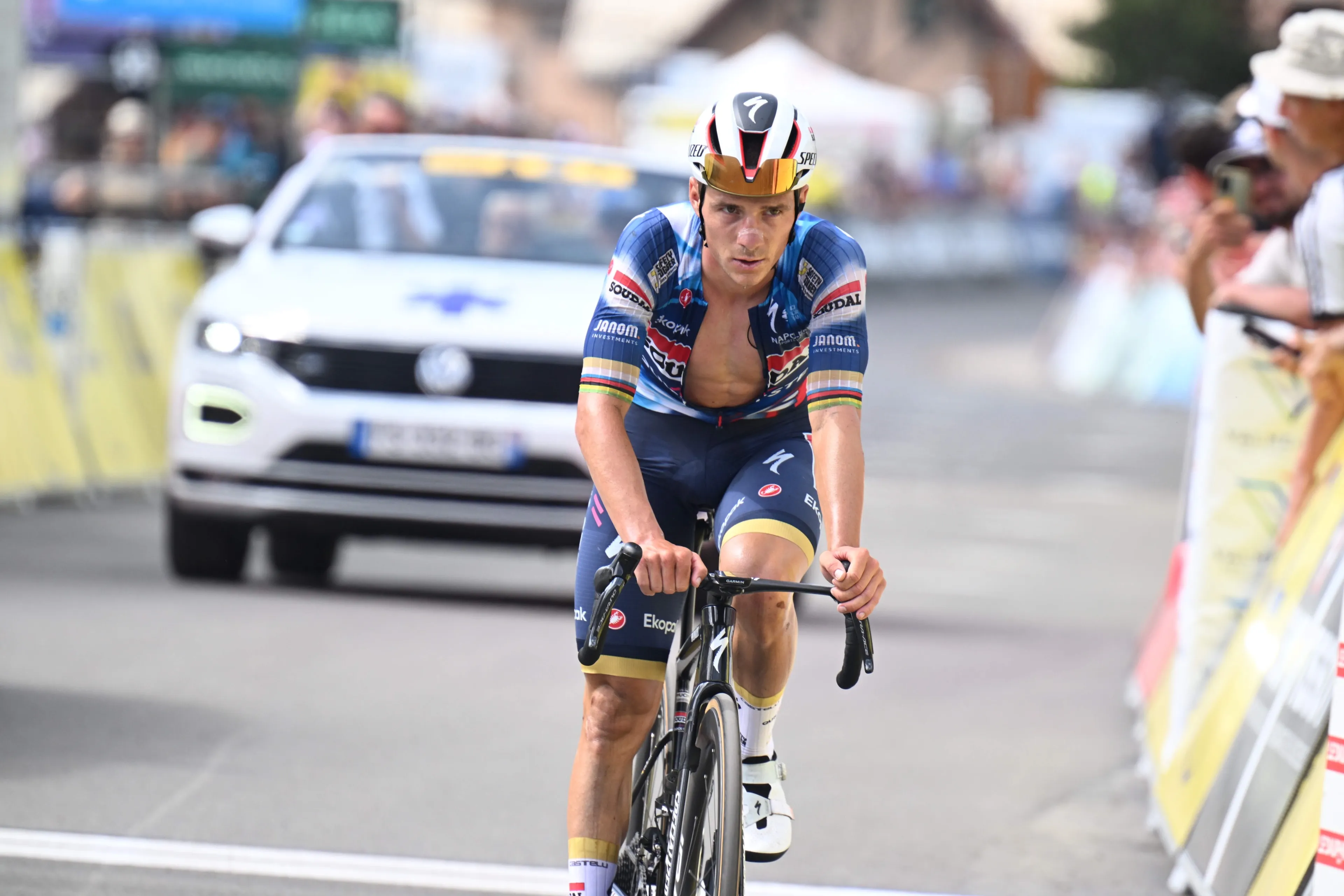 Did pollen allergy hinder Evenepoel at the Dauphiné? "The team is aware of the issue now"