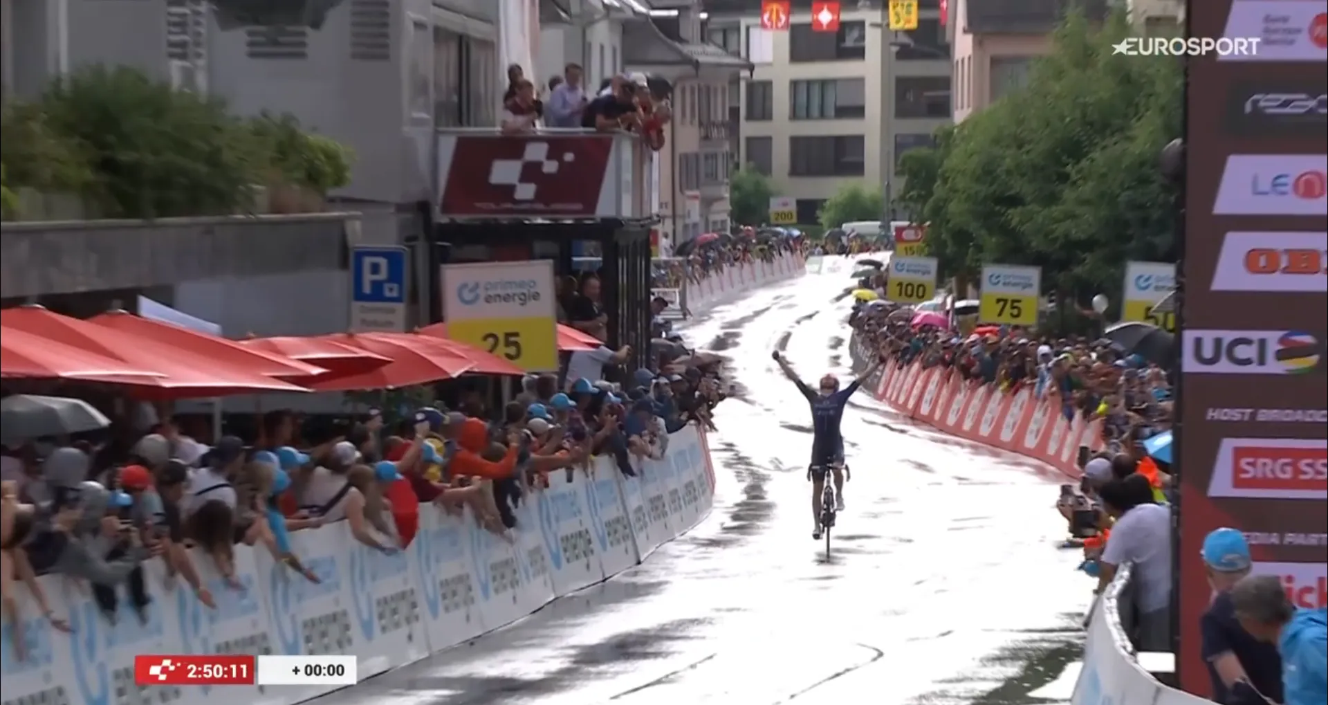 Oersterke Lemmen kan valk Grégoire (FDJ) niet volgen in afdaling en moet eerste rit Ronde van Zwitserland aan Fransman laten