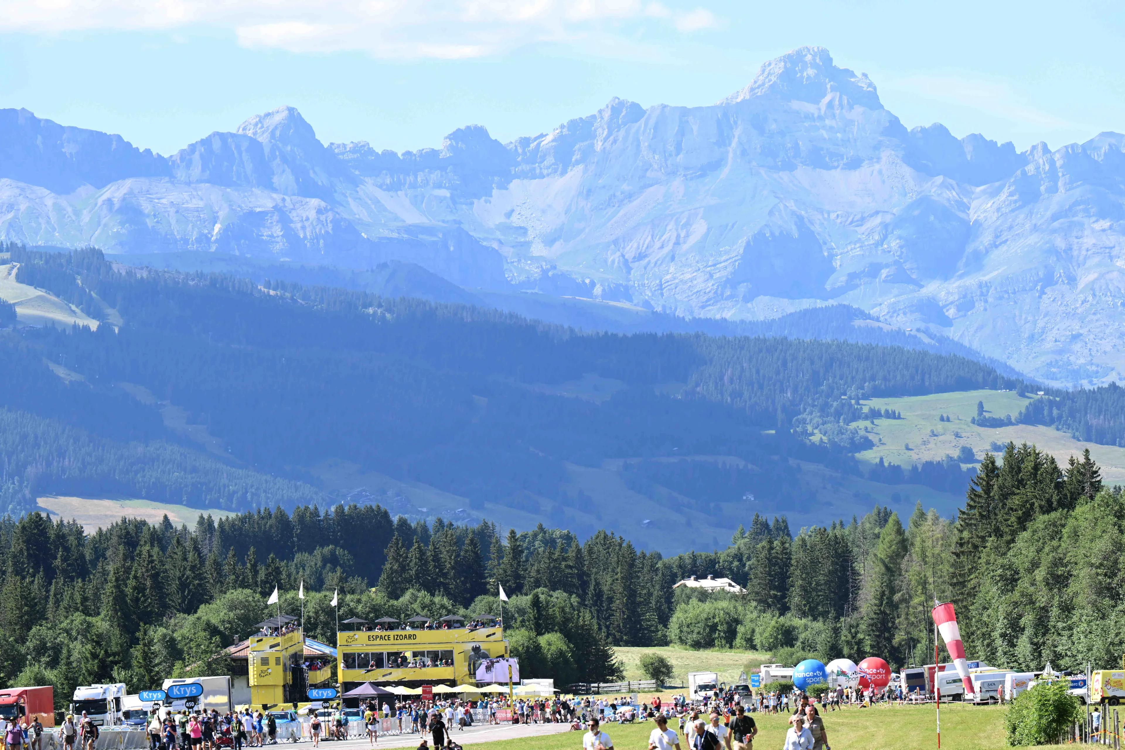 Route update for final stage in the Alps: shortened stage, Col des Saisies canceled due to bizarre reason