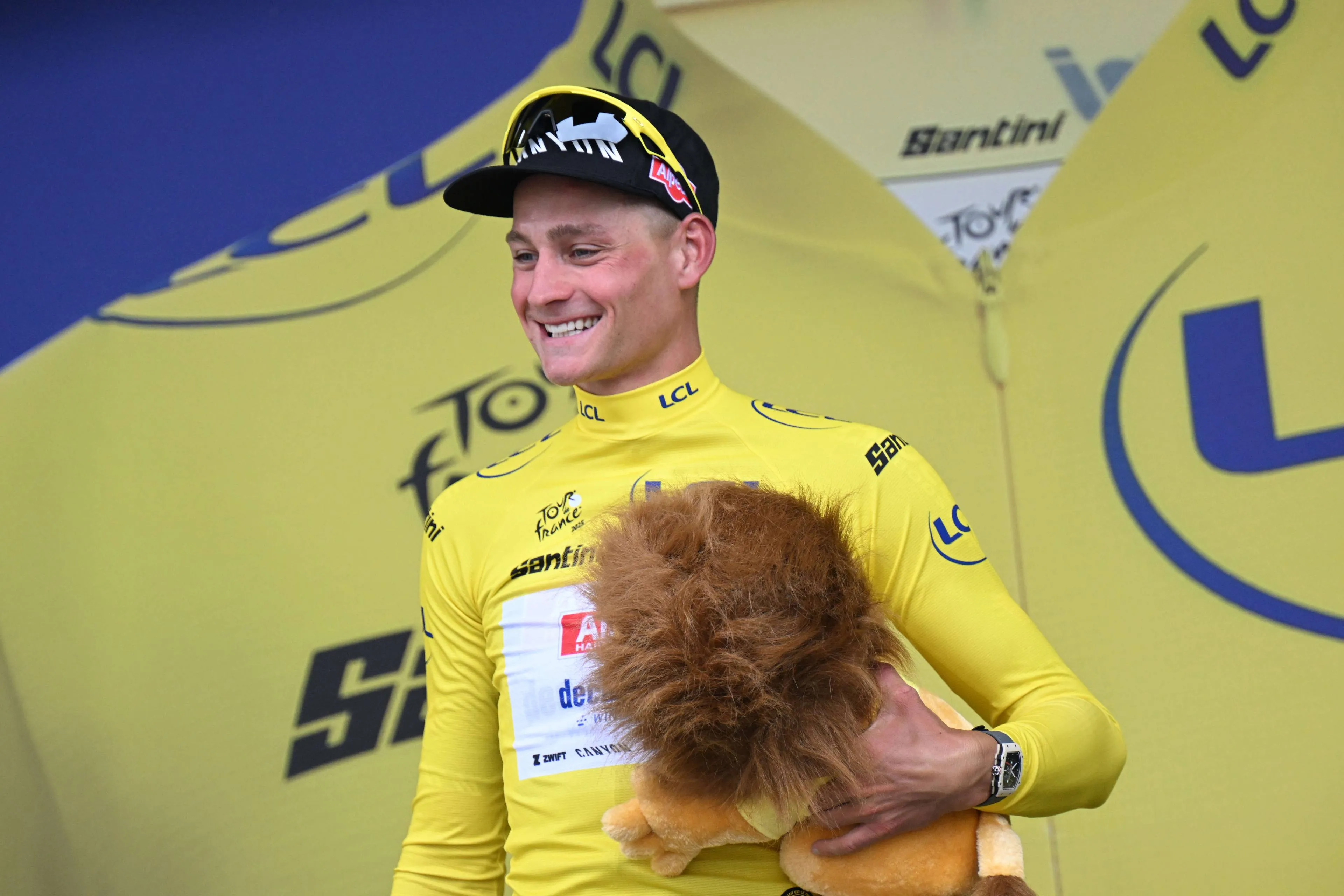 Parcours en uitslagen Tour de France 2025 | Van der Poel in het geel richting de tijdrit, precies zoals gehoopt