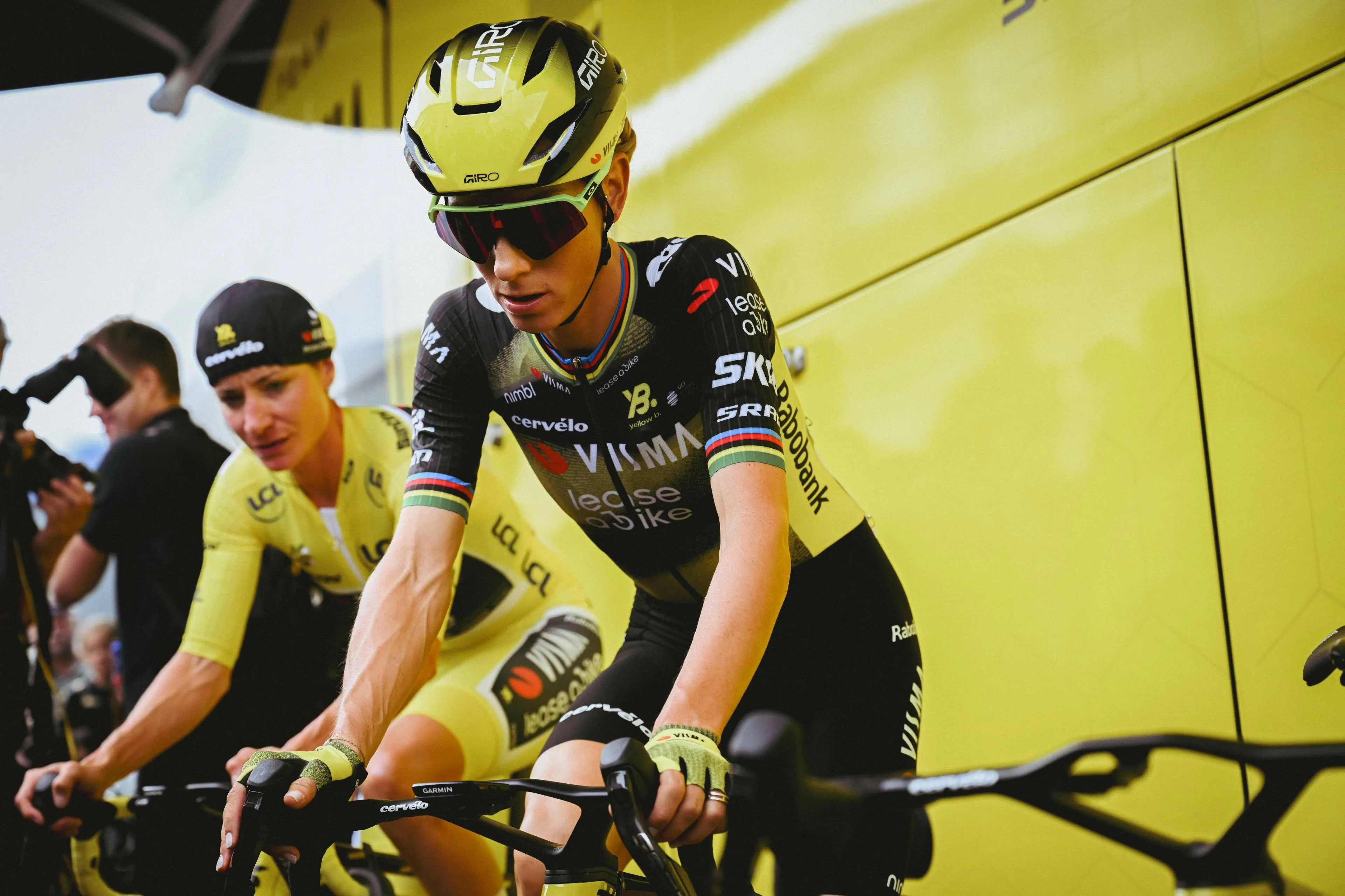 Ferrand-Prévot worstelt flink na operatie: 'Hebben de ellende het hele seizoen door een beetje proberen te verbergen'