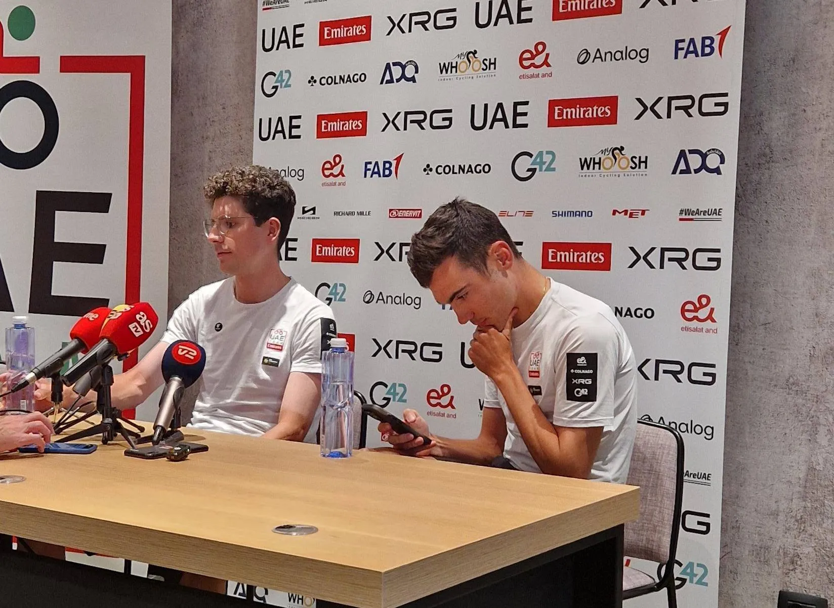 Almeida trained for 2.5 weeks, Ayuso suddenly removed from World Championships prep: these are UAE’s Pogacar alternatives against Vingegaard