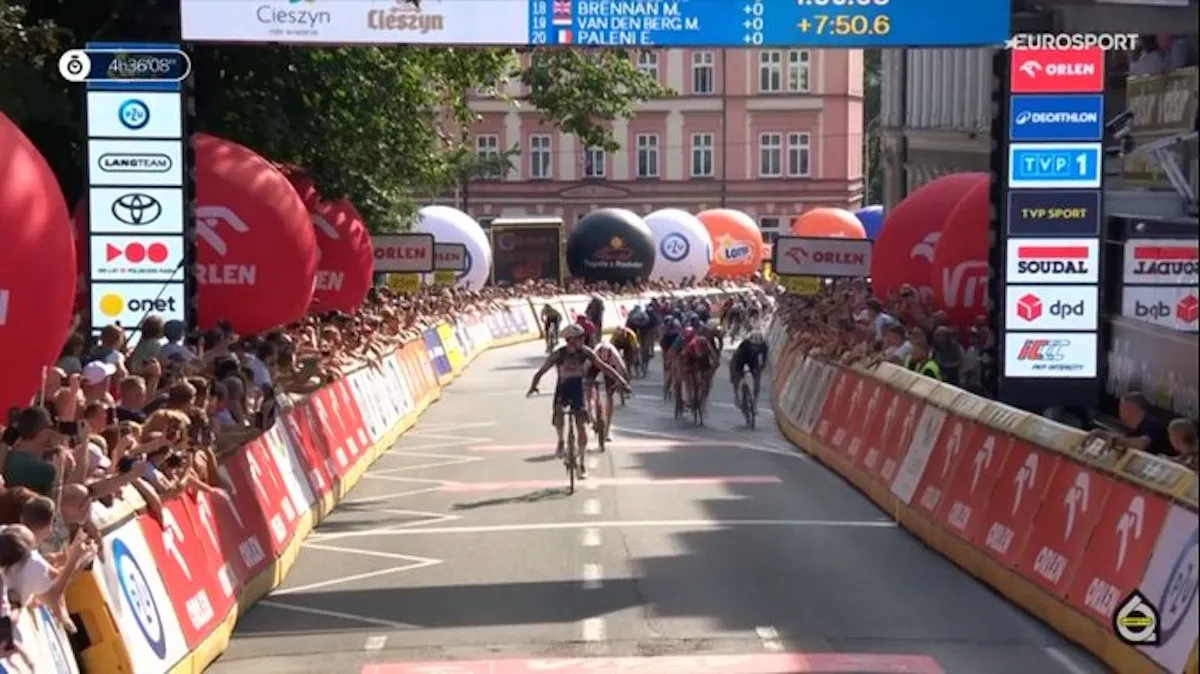 Listig slotcircuit geen probleem voor Magnier, die op imposante wijze naar de zege sprint in de Ronde van Polen