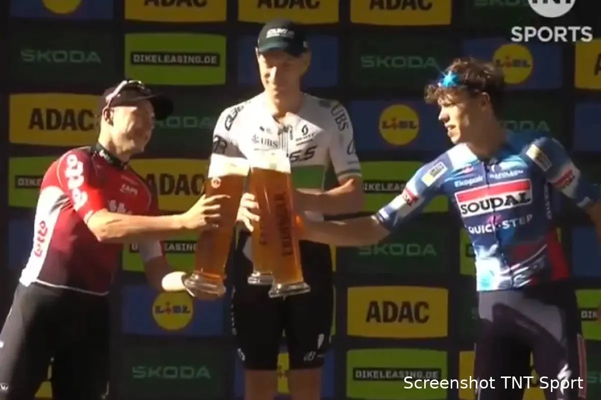 🎥 Winner Townsend in disbelief after first WorldTour victory ("still in shock"), but skips podium beer celebration