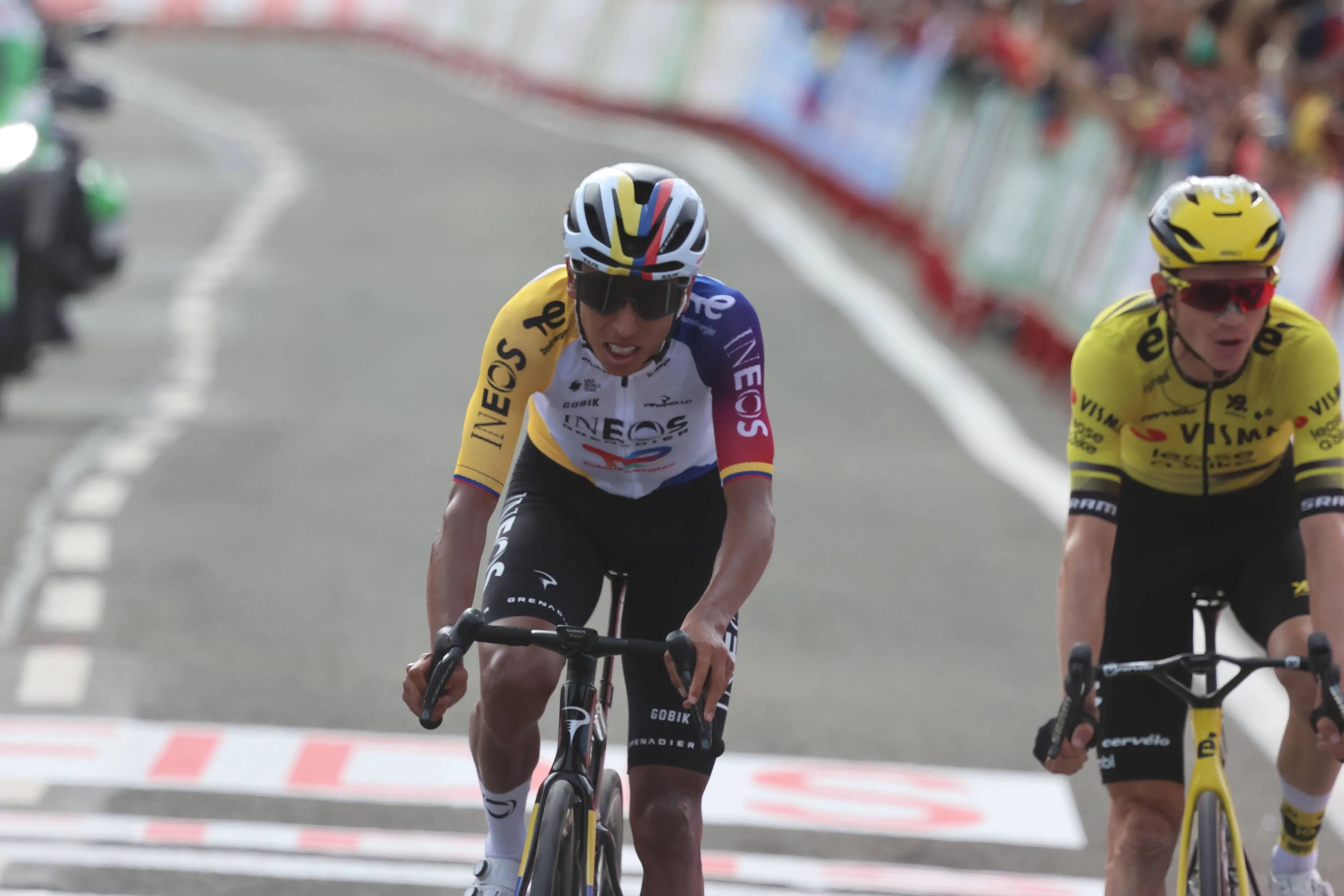 Klassementen Vuelta a España 2025 | Ciccone en Bernal maken gigantische duikeling: zo ziet de top 10 er nu uit