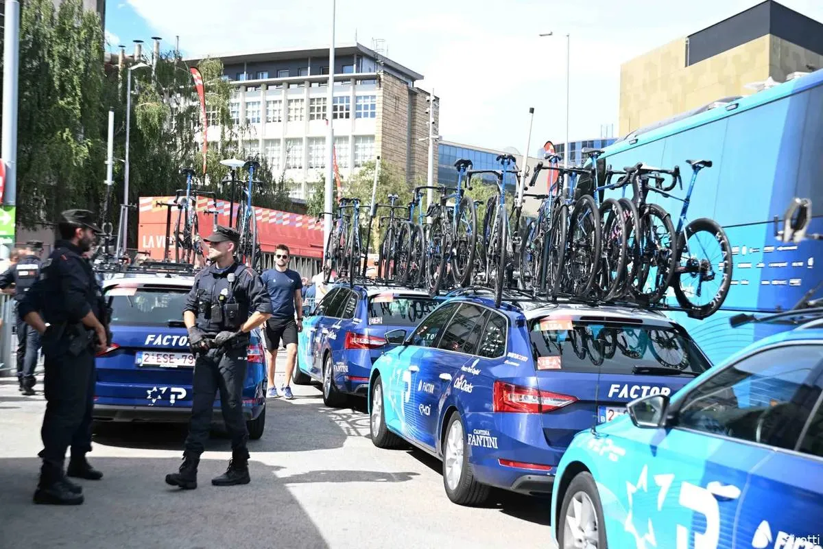 Israel – Premier Tech could be banned from racing as early as next month: "We can’t accept it"