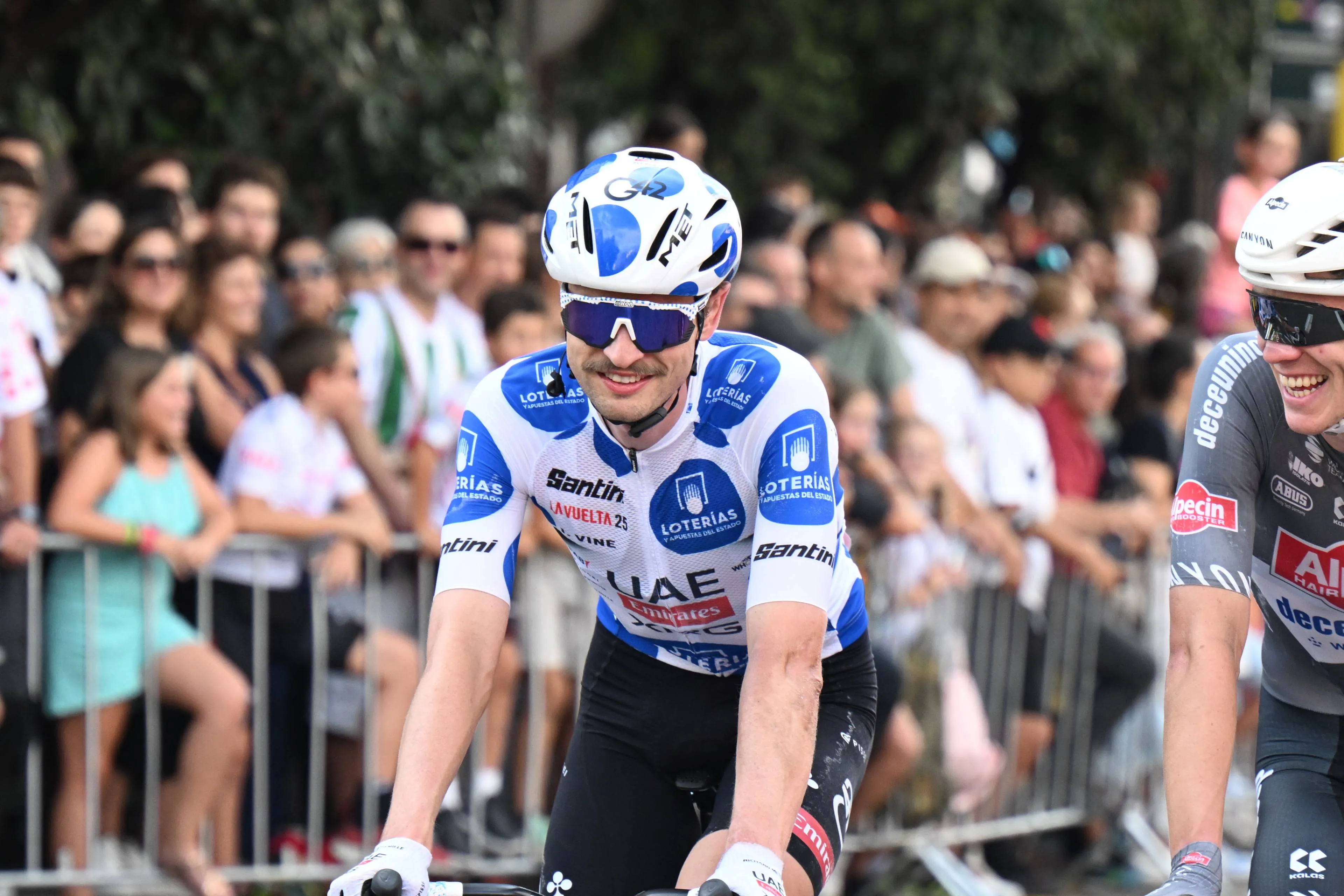 Jay Vine focusing on the polka dot jersey: "I need to write down all the mountain points and see how they are distributed"