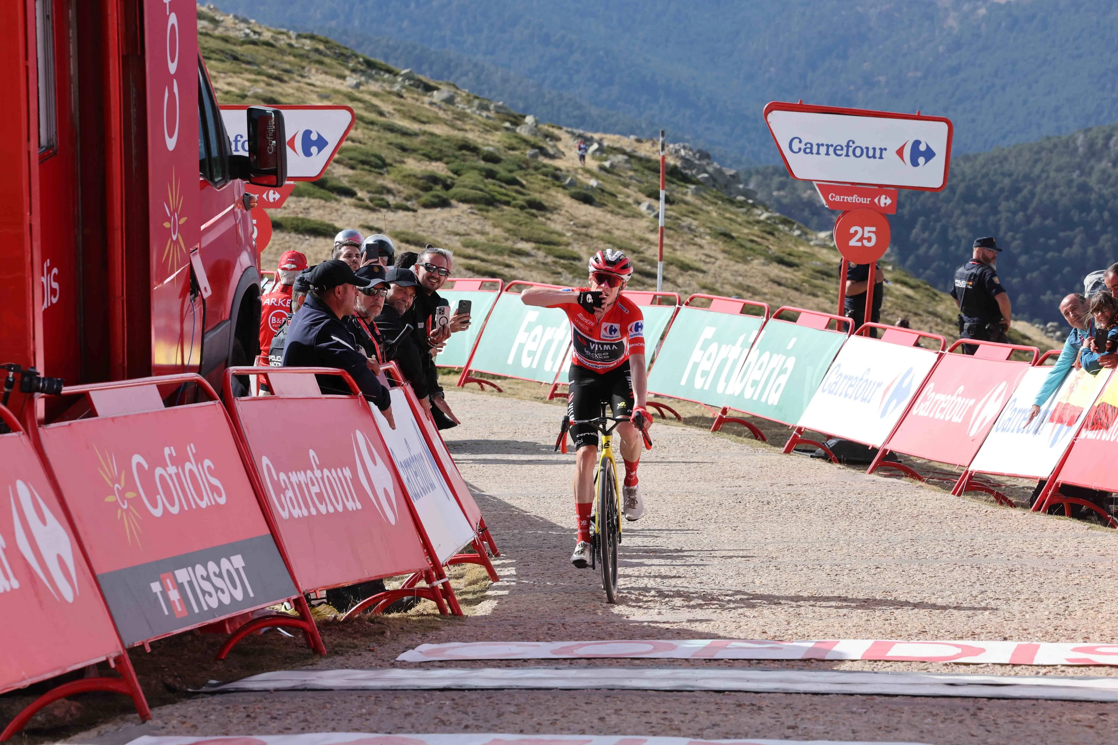 Rupsje Nooitgenoeg Vingegaard kan leven met machtige afsluiter van Visma | Lease a Bike in Vuelta