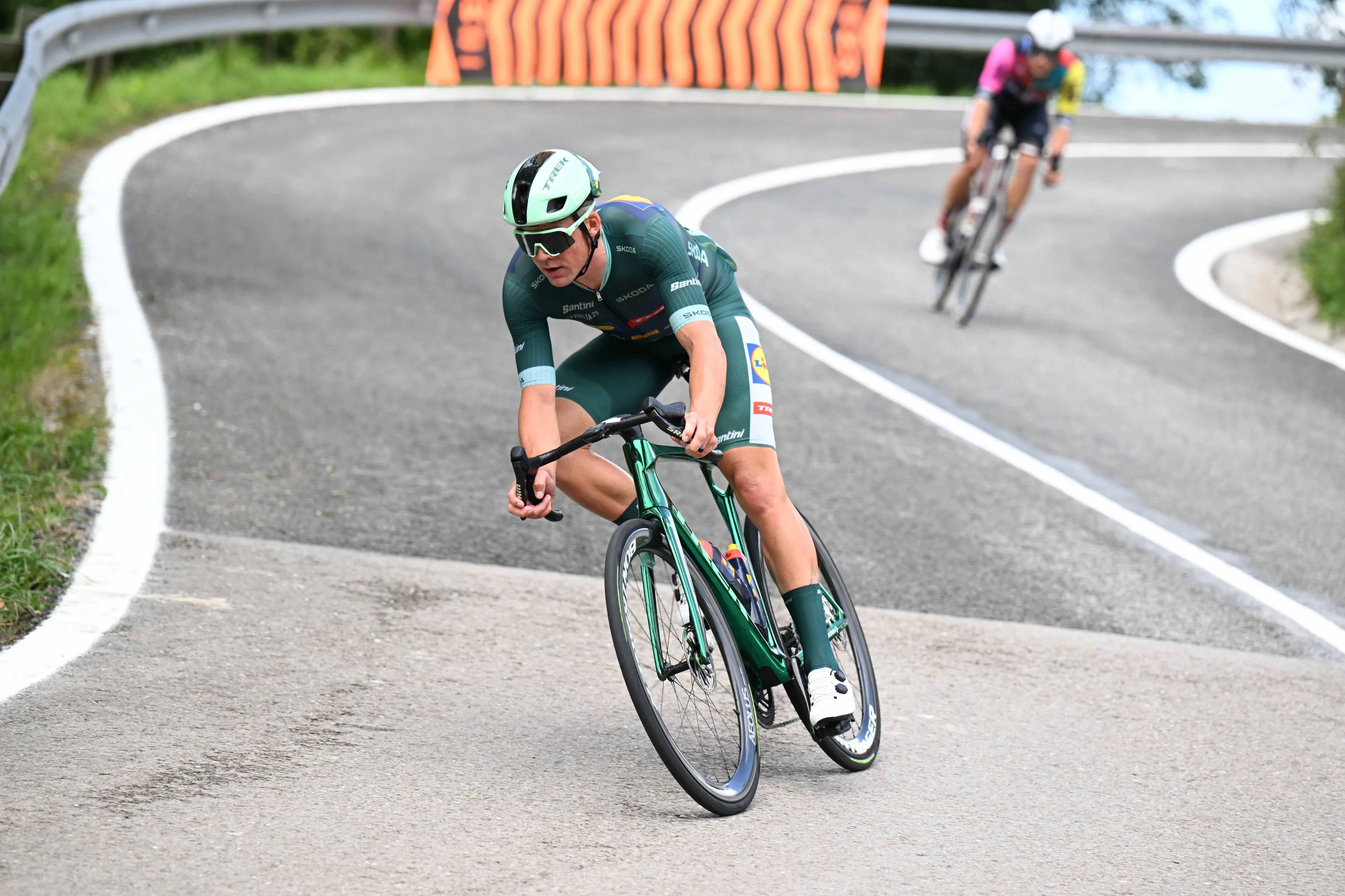 Pedersen realizes Vingegaard and Almeida won’t give him any rest: "Almost every day in the mix"
