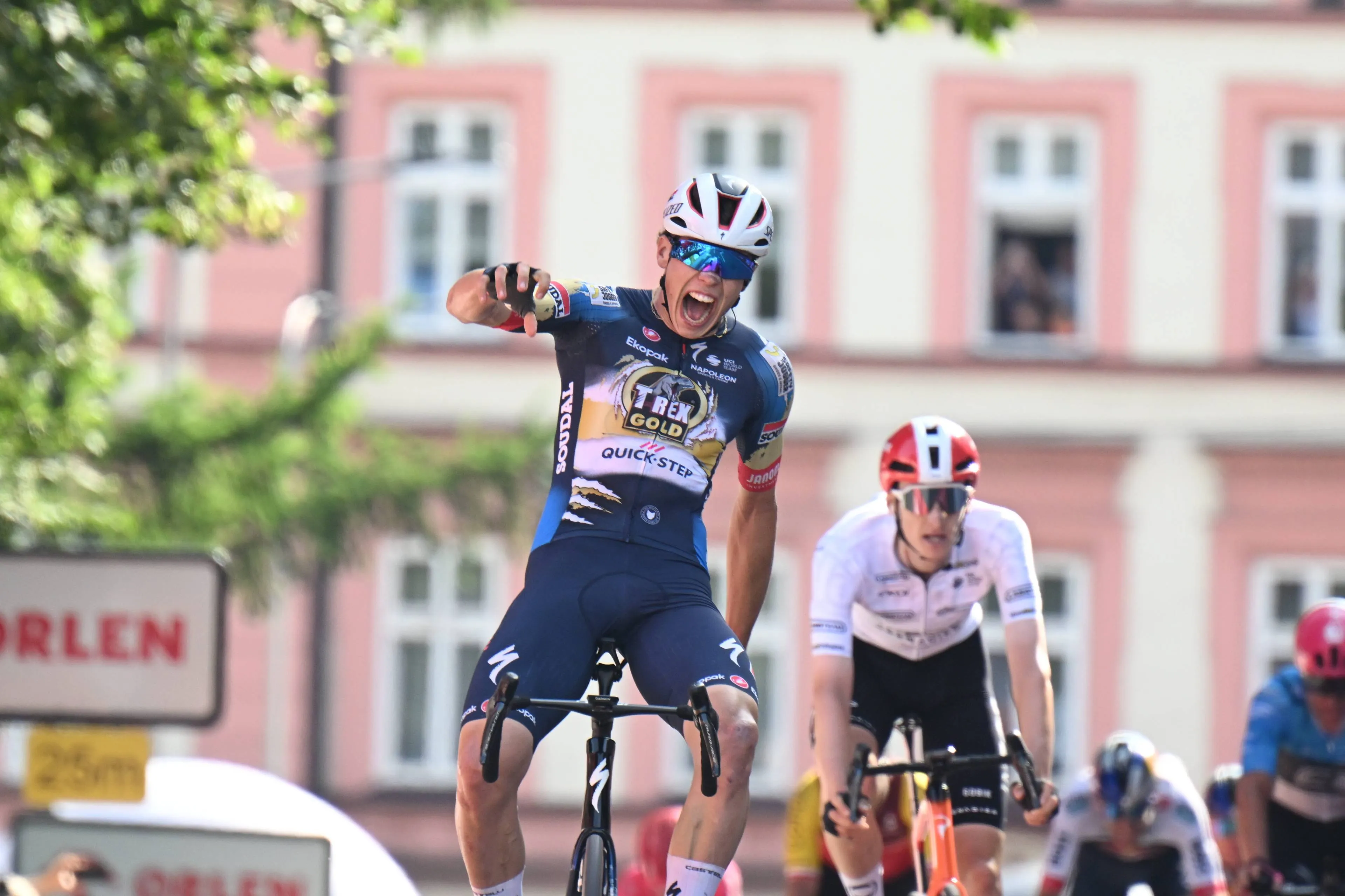 Visma | LaB tries again, but can’t prevent another sprint in Slovakia: dominant Magnier takes his second