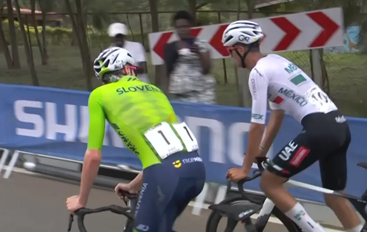 Pogacar would have loved to keep going with the UAE train, but saw Ayuso drop back and Del Toro struggle