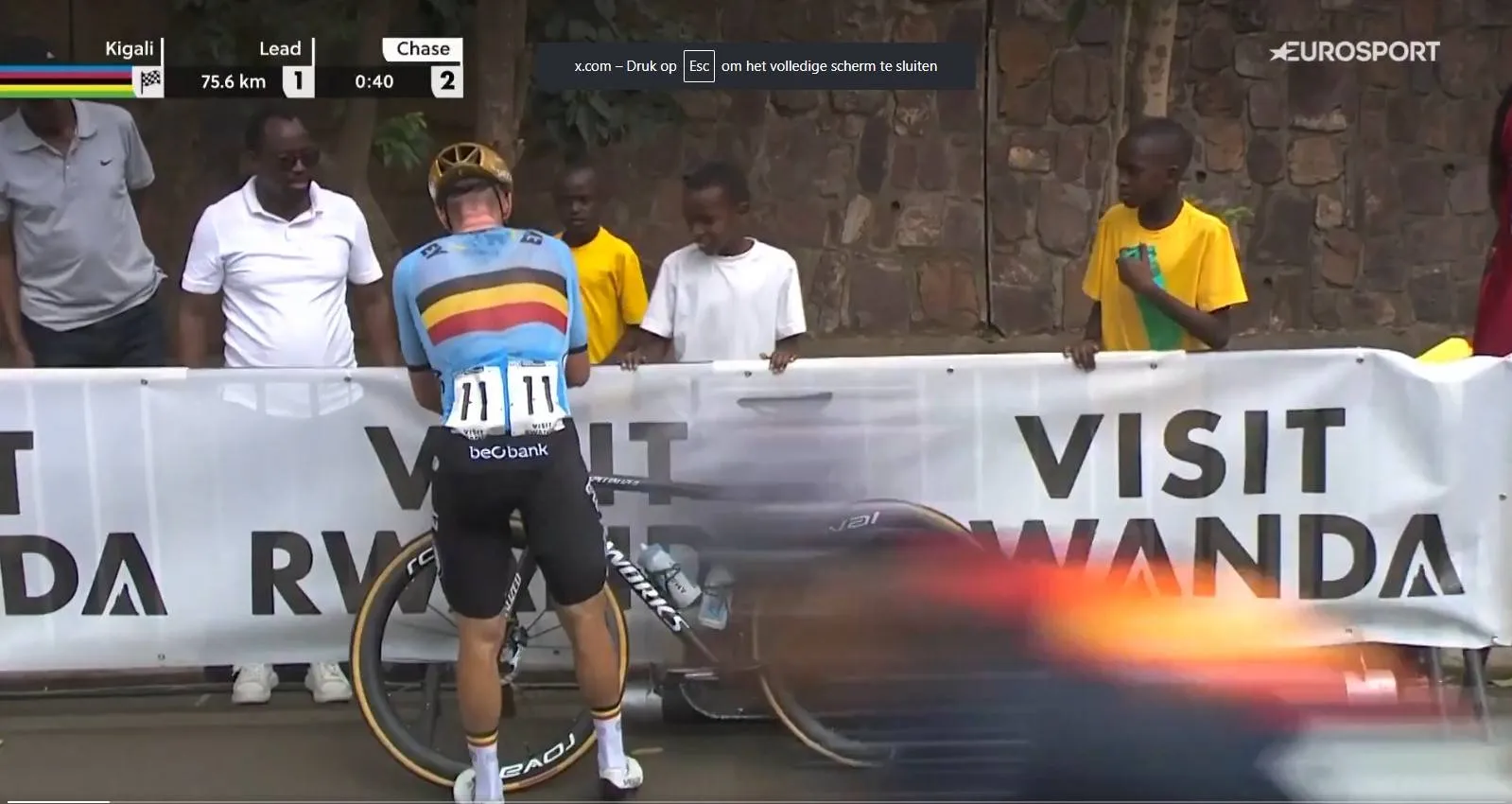 🎥 Enorme baaldag voor Evenepoel op WK: Afrikaanse put dwarsboomt geweldig gevecht met Pogacar