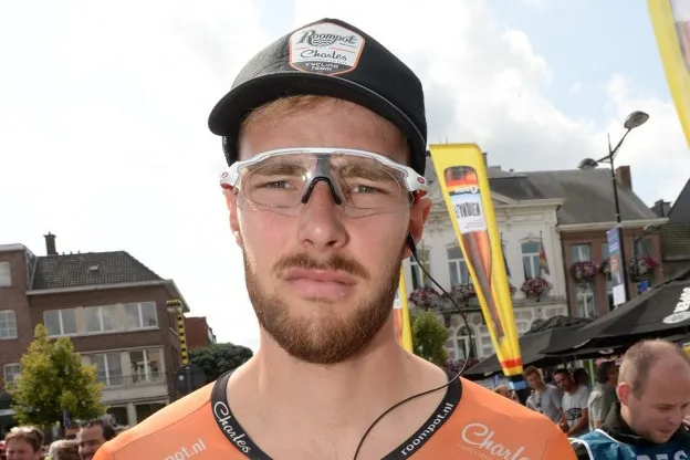 UCI disqualifies Jan-Willem van Schip for the third time in less than a year, but this time not because of his bike