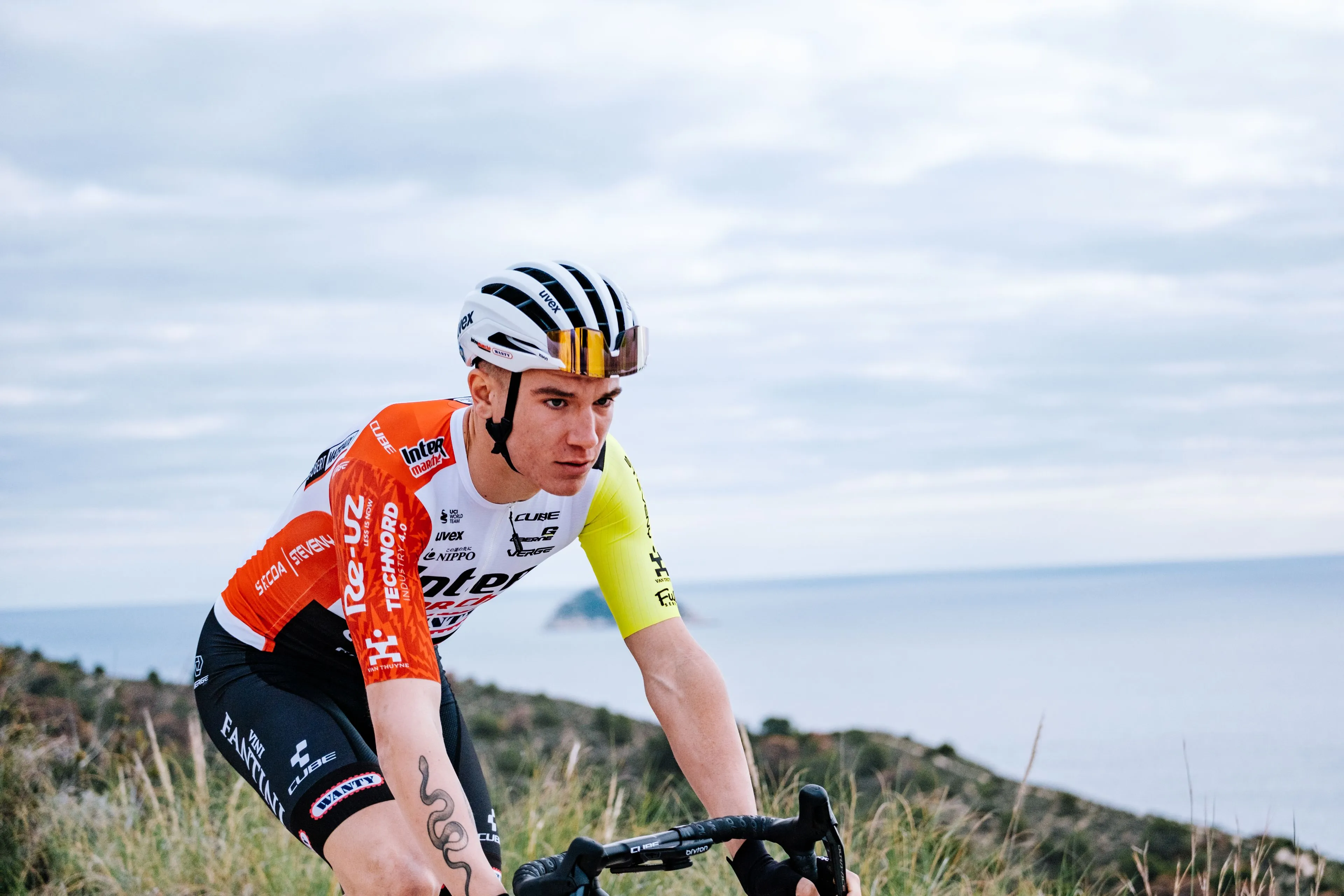 Merger victim must become "best French classic rider" at Cofidis, and his new team truly believes in him