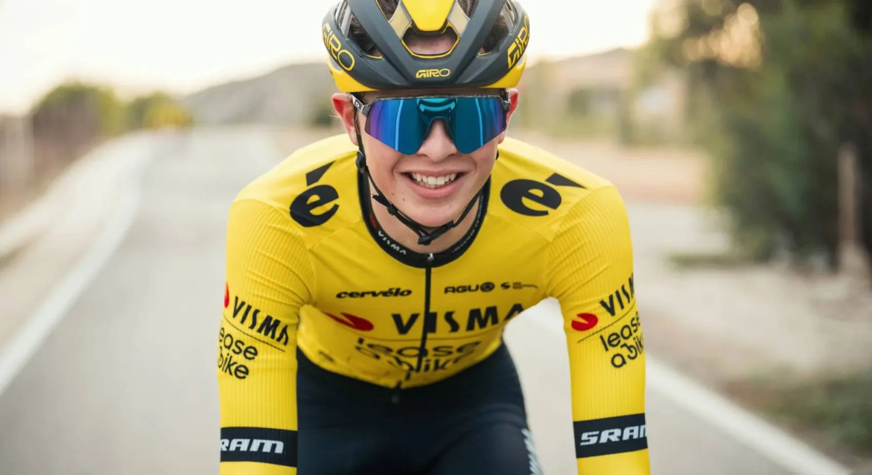 Son of Olympian extends stay with Visma | Lease a Bike: "I’d only done five road races in total"
