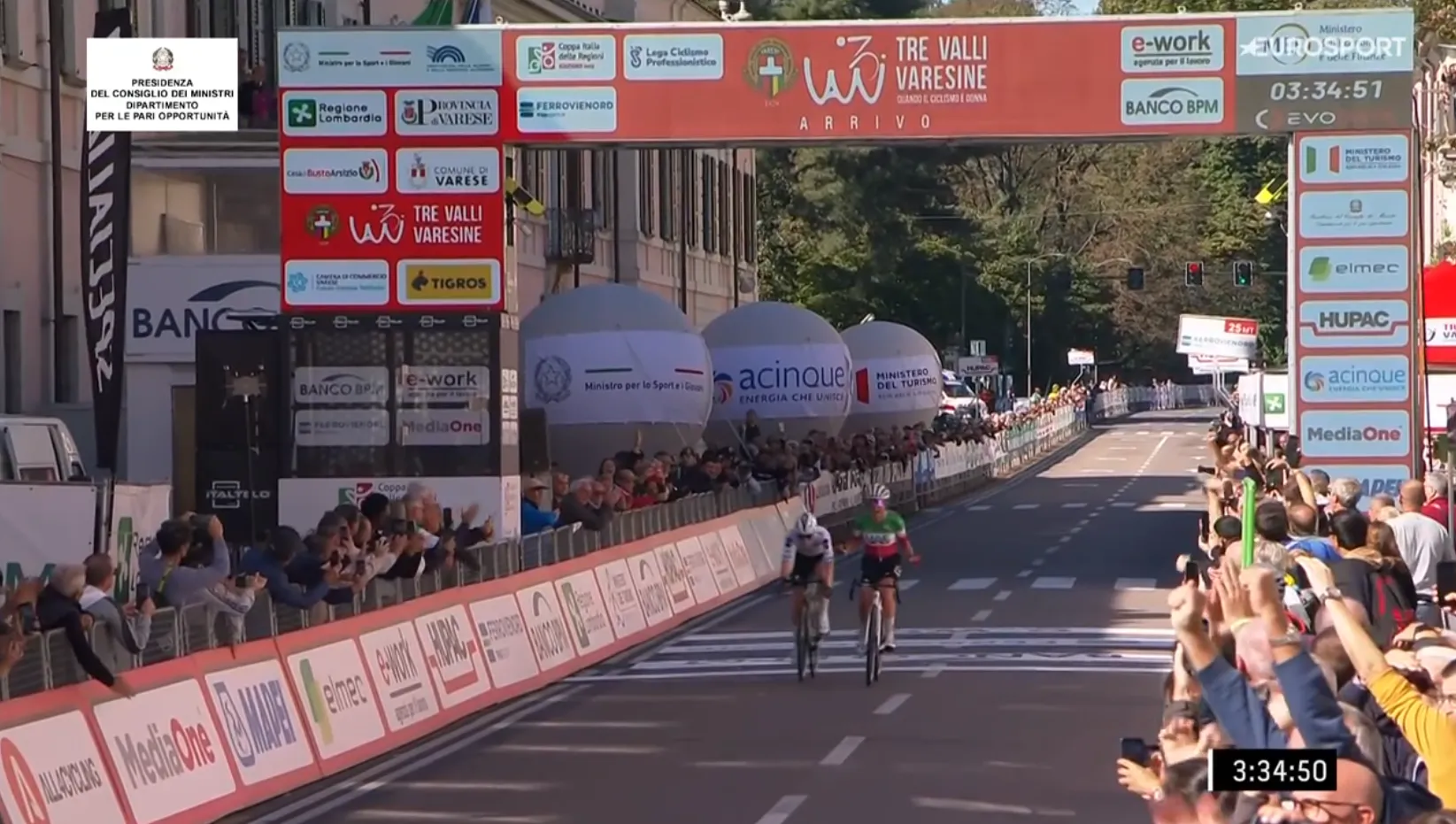 Newly crowned European champion Vollering beaten by Longo Borghini, who triumphs in Tre Valli Varesine