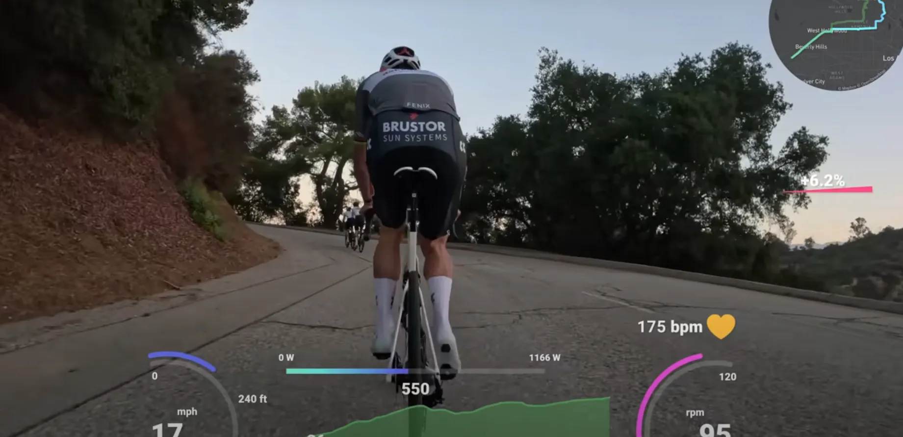 🎥 In het spoor van Mathieu van der Poel: Nederlander laat volgers afzien in heuvels rondom Los Angeles