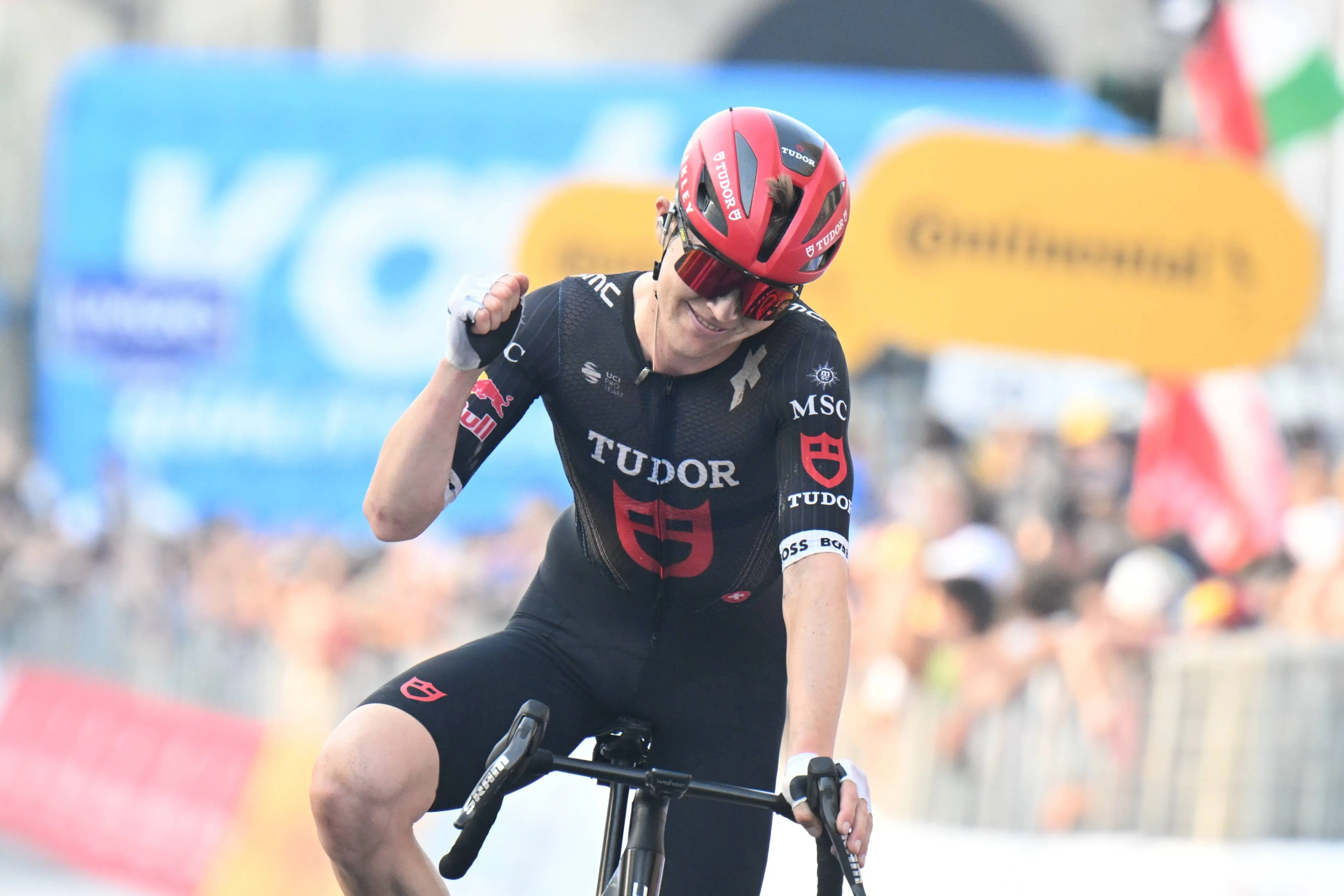 Del Toro, Pidcock and Seixas beaten by Tudor rider for spot next to Pogacar: “Evenepoel took huge risks"