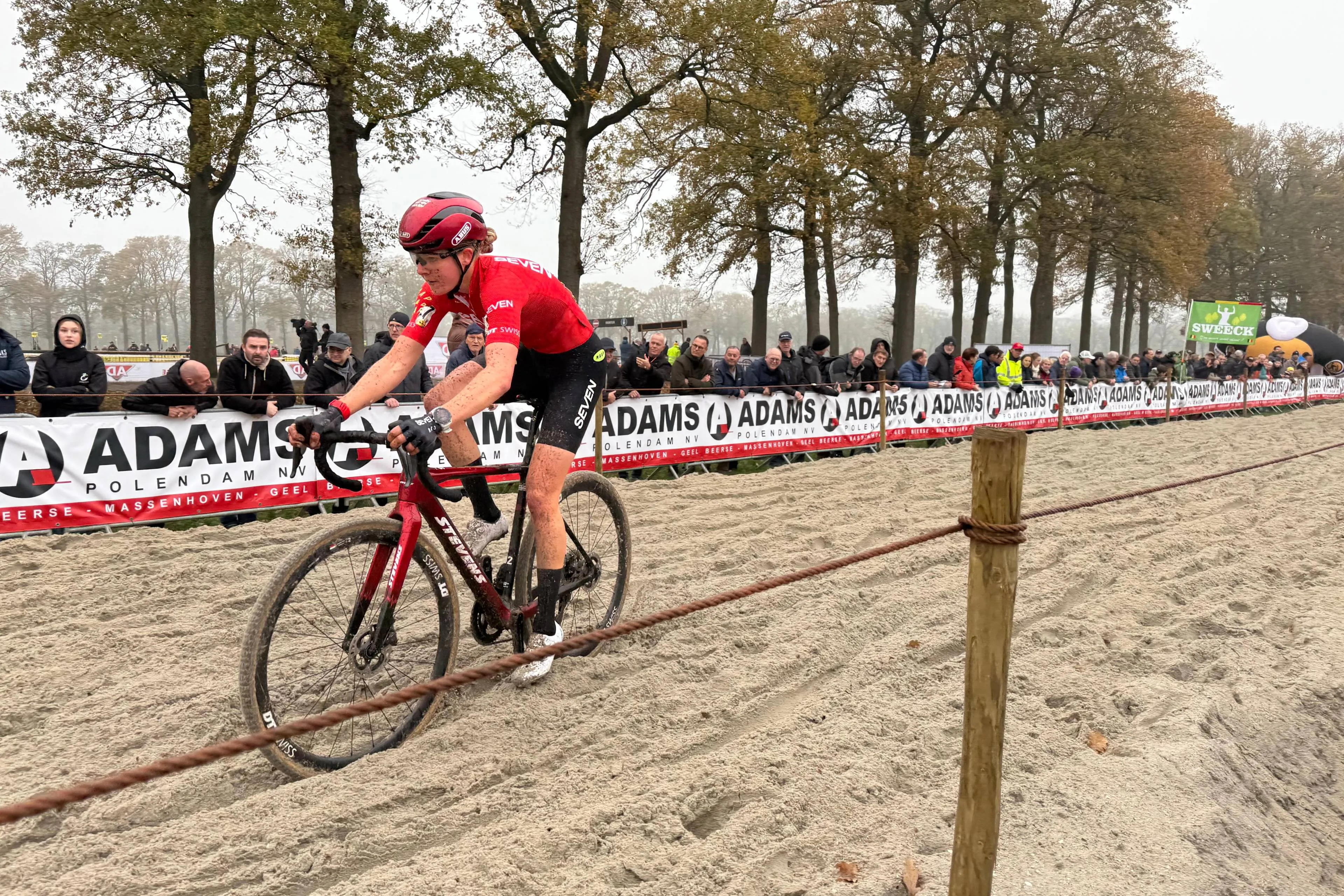 Aniek van Alphen mede om deze reden sterk begonnen aan seizoen: 'Ze heeft wel de gunfactor omdat het zo’n knokker is'