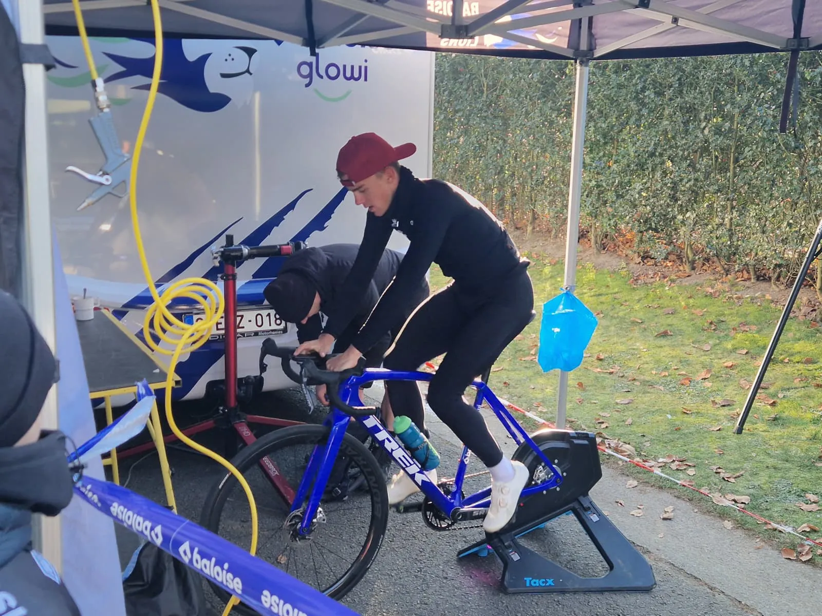 Van der Poel en Sven Nys vinden elkaar in rug-problematiek bij Thibau en co: 'Je wordt gewoon uit elkaar getrokken'