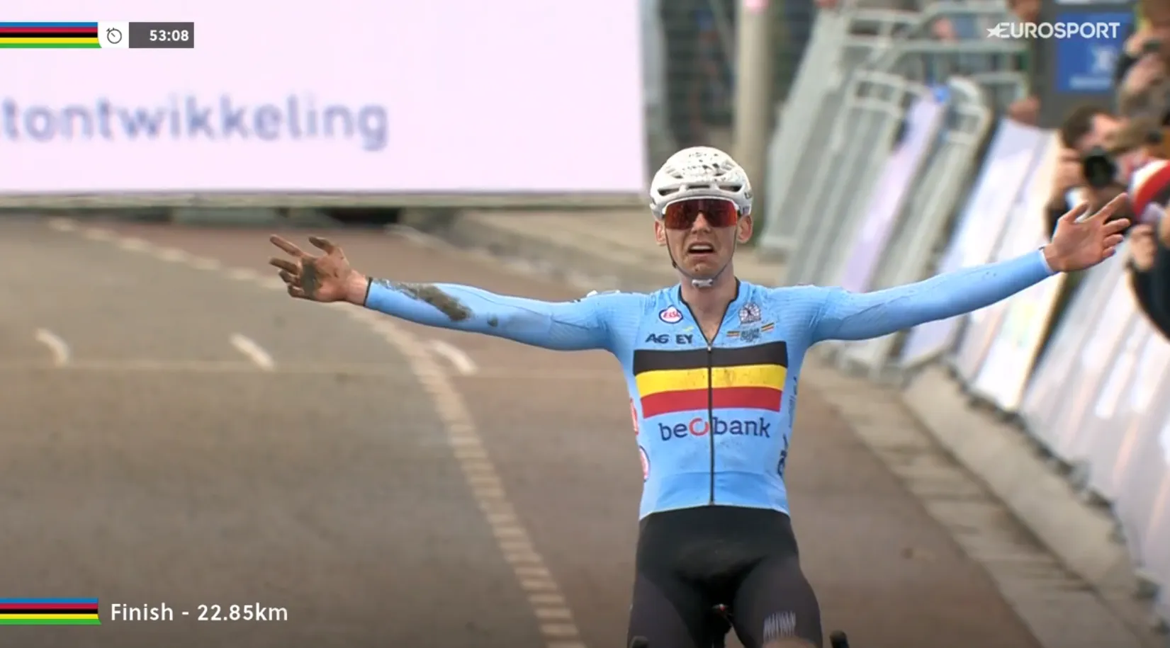 Haverdings kan verwachtingen niet waarmaken: verrassende wereldtitel Dockx, brons voor Solen