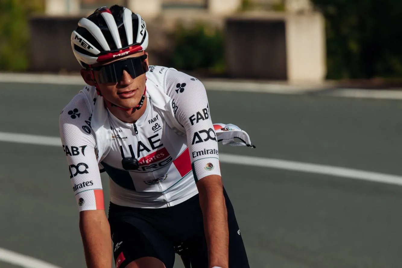 UAE Tour 2026 | Del Toro opent 2026-rekening: dit staat hem, Evenepoel en co nog te wachten