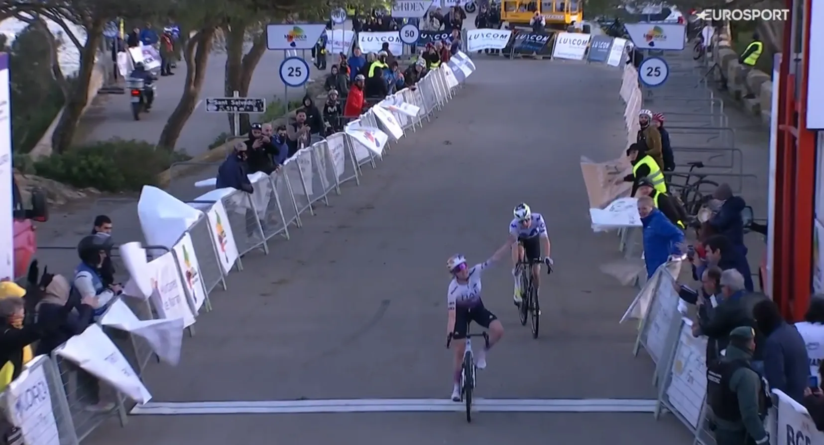 Reusser concedes to top climber Squiban as French star opens season with impressive Mallorca win