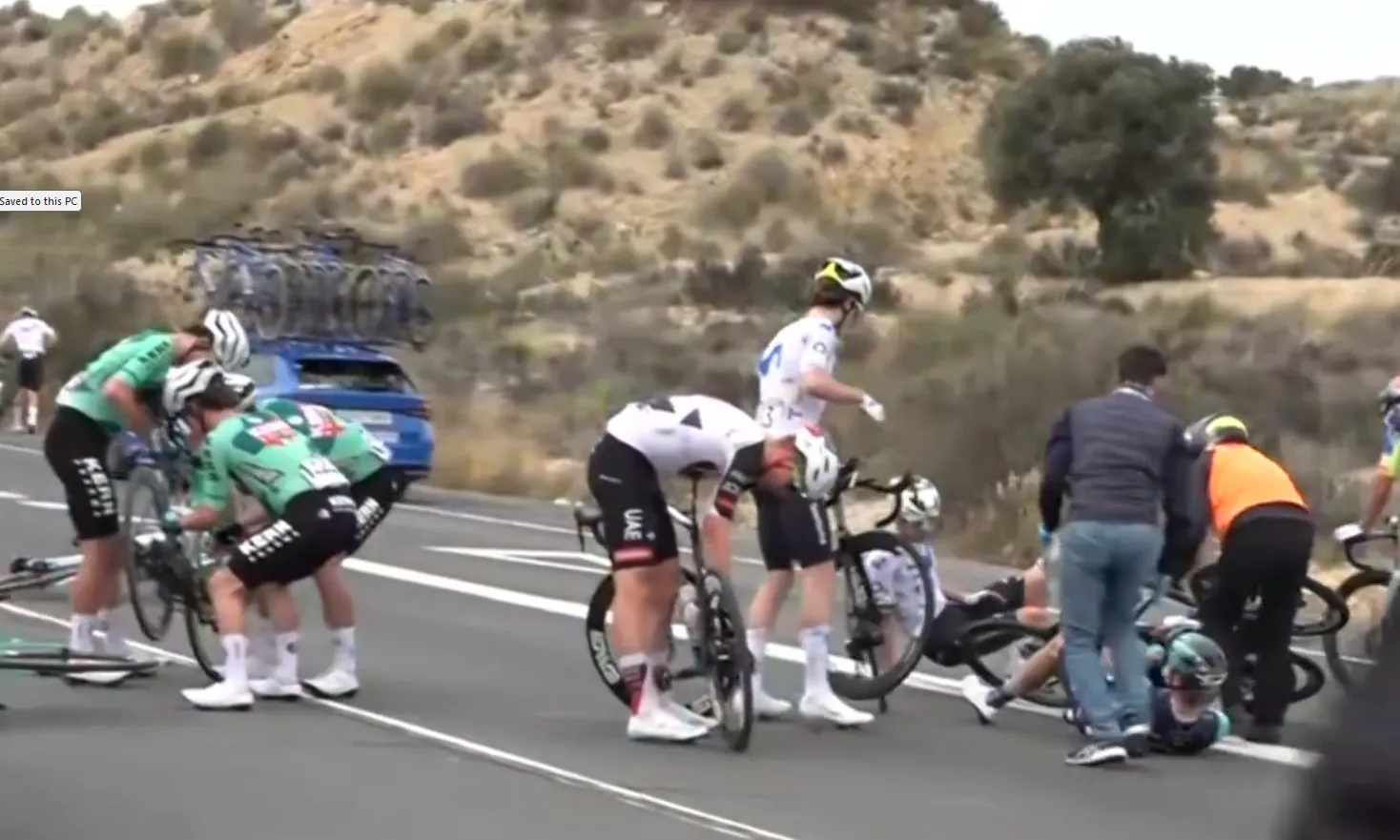 How is Cian Uijtdebroeks doing after painful false start at Movistar? “He knows what he’s getting into”