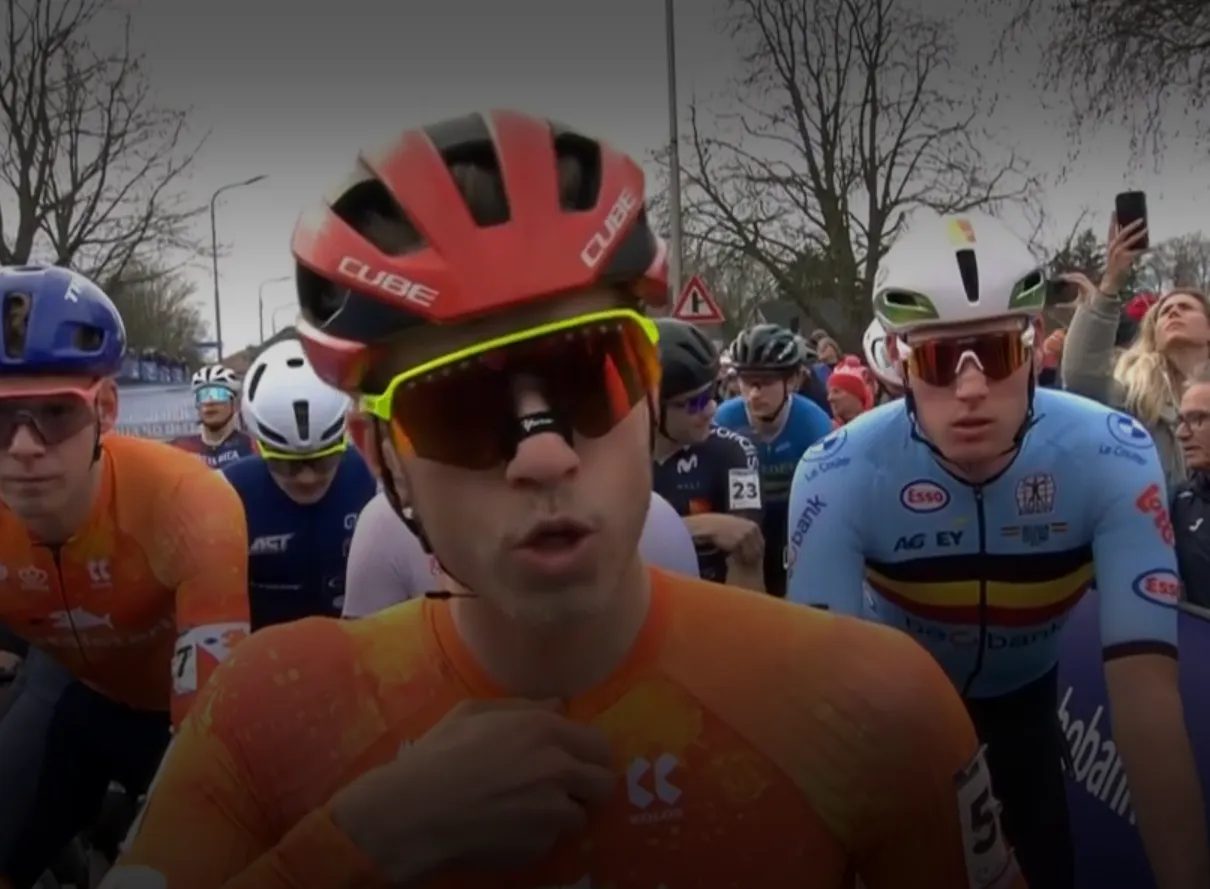 Mees Hendrikx moest in week voor WK (te) vaak op gesprek, maar werd nog bijna gered door Van der Haar