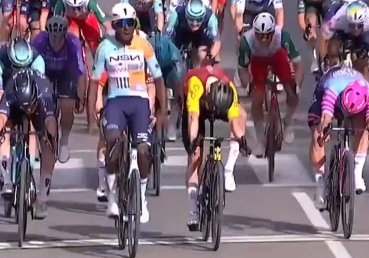 moschetti-groenewegen-finishfoto