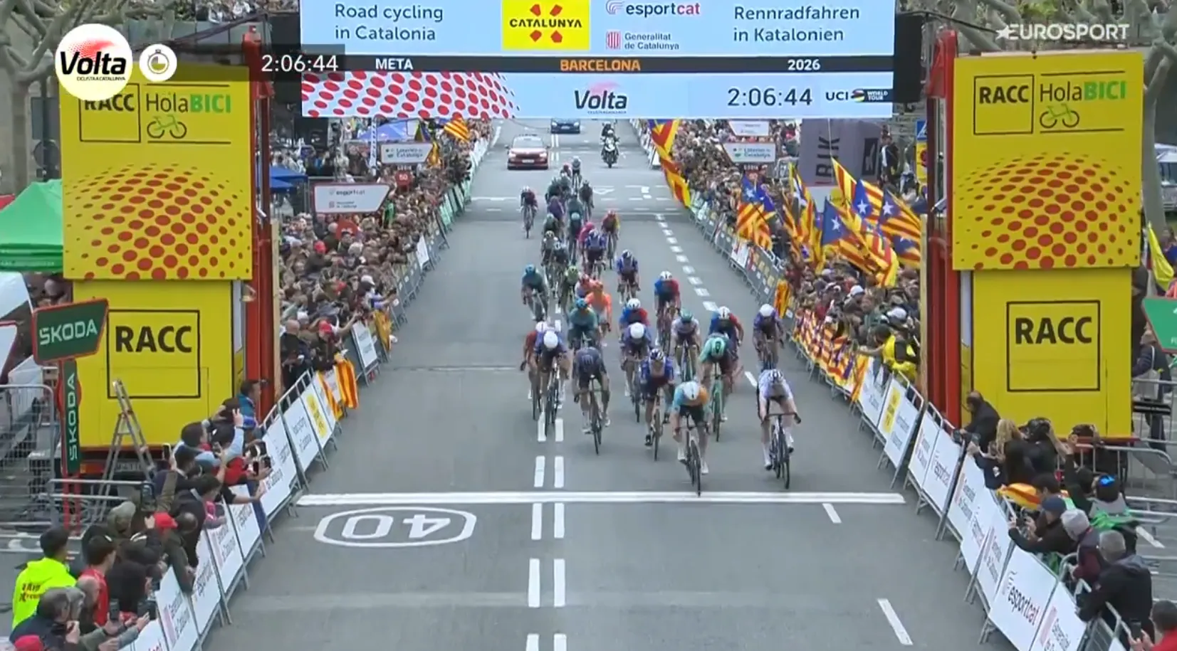 Brady Gilmore wins Tour of Catalonia finale as Evenepoel and GC stars ignite Barcelona